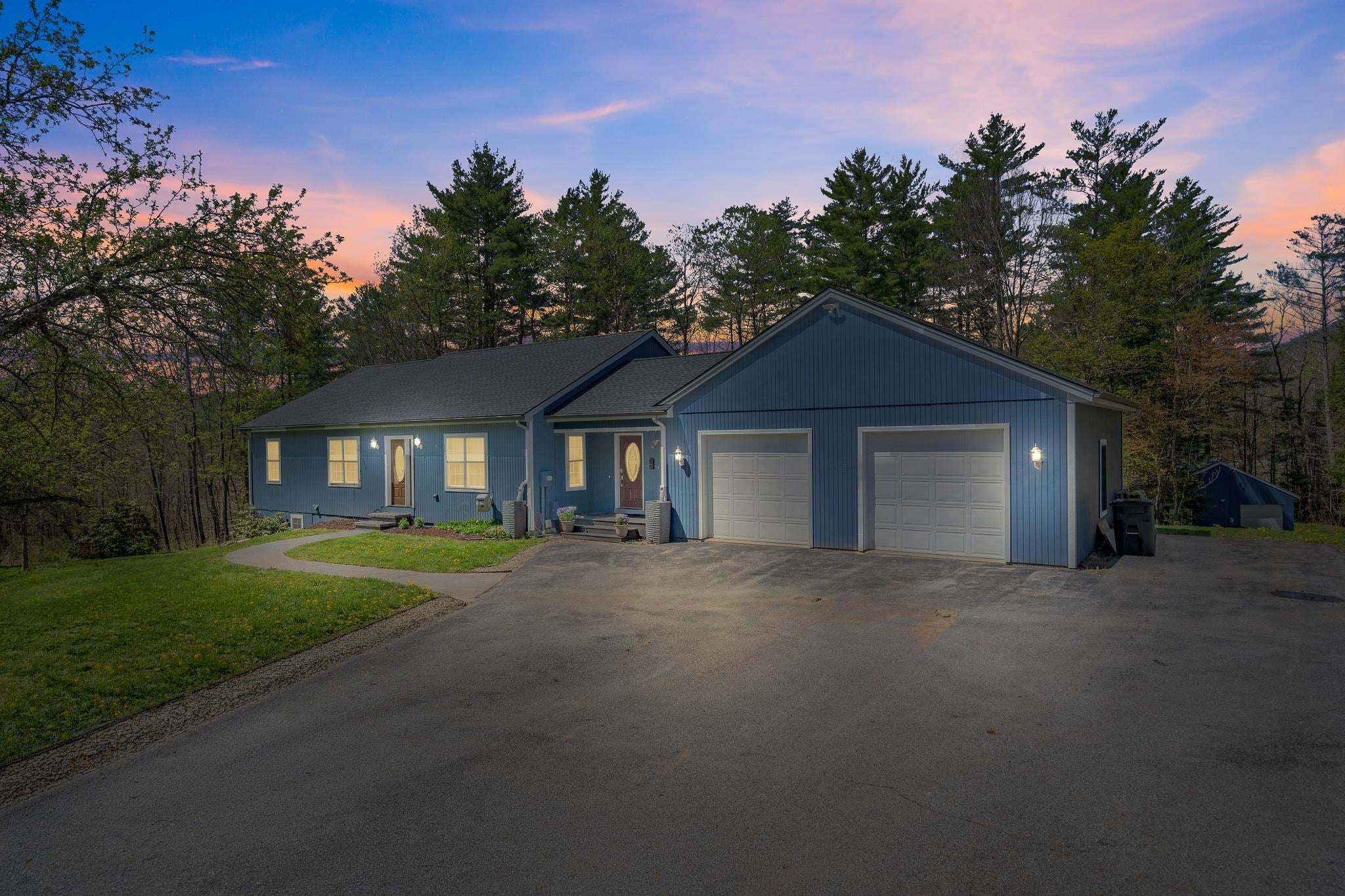991 Route 10 N — photo