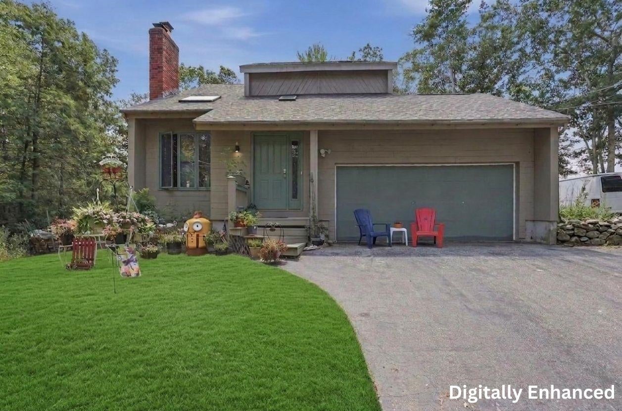 10 Evergreen Drive — photo
