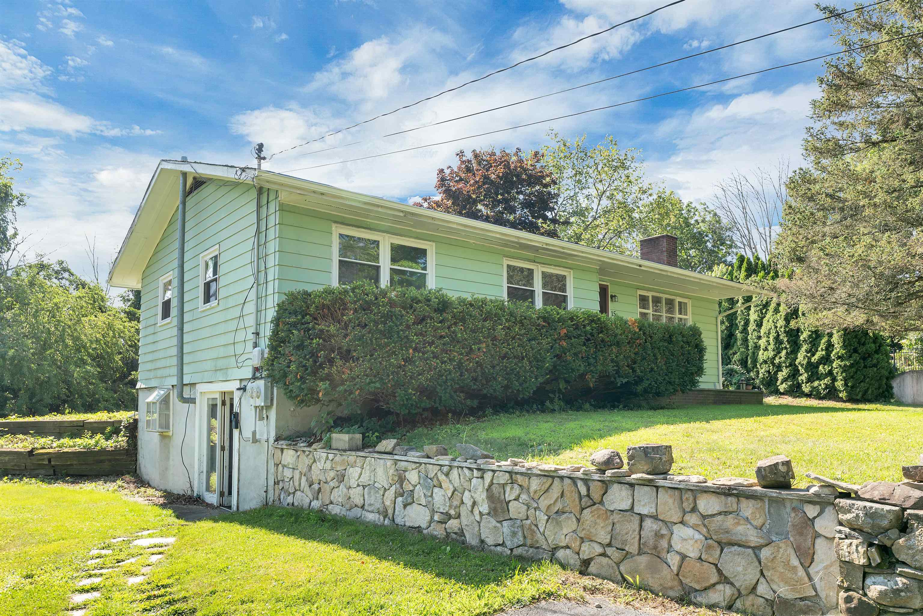 15 Tuttle Lane — photo
