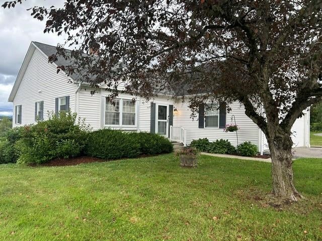 241 Eastview Circle — photo