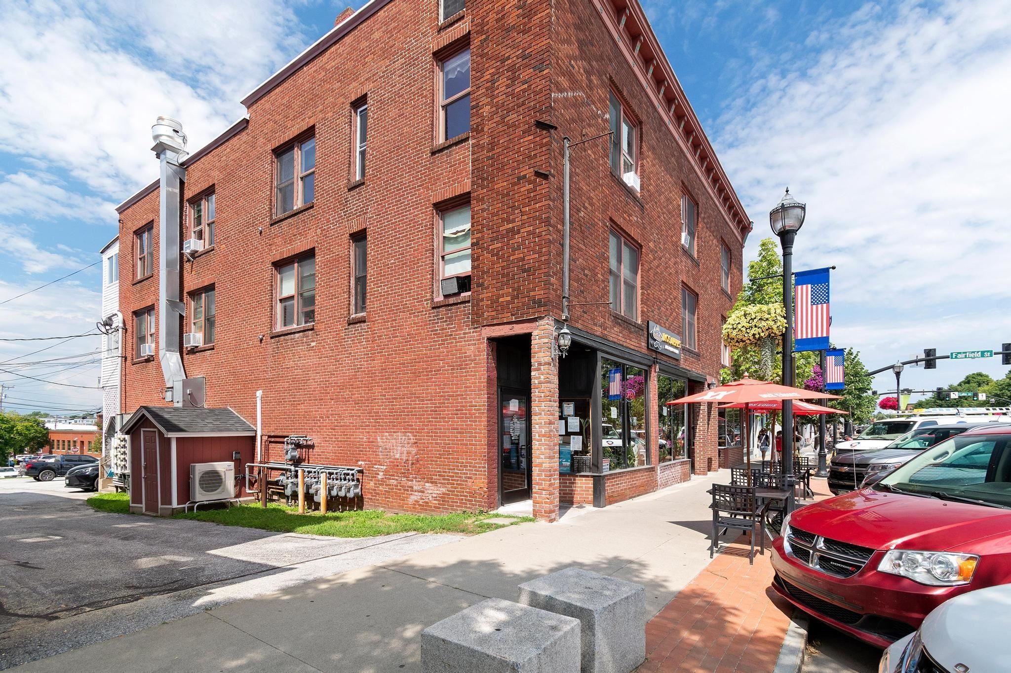 32 South Main Street 5 — photo