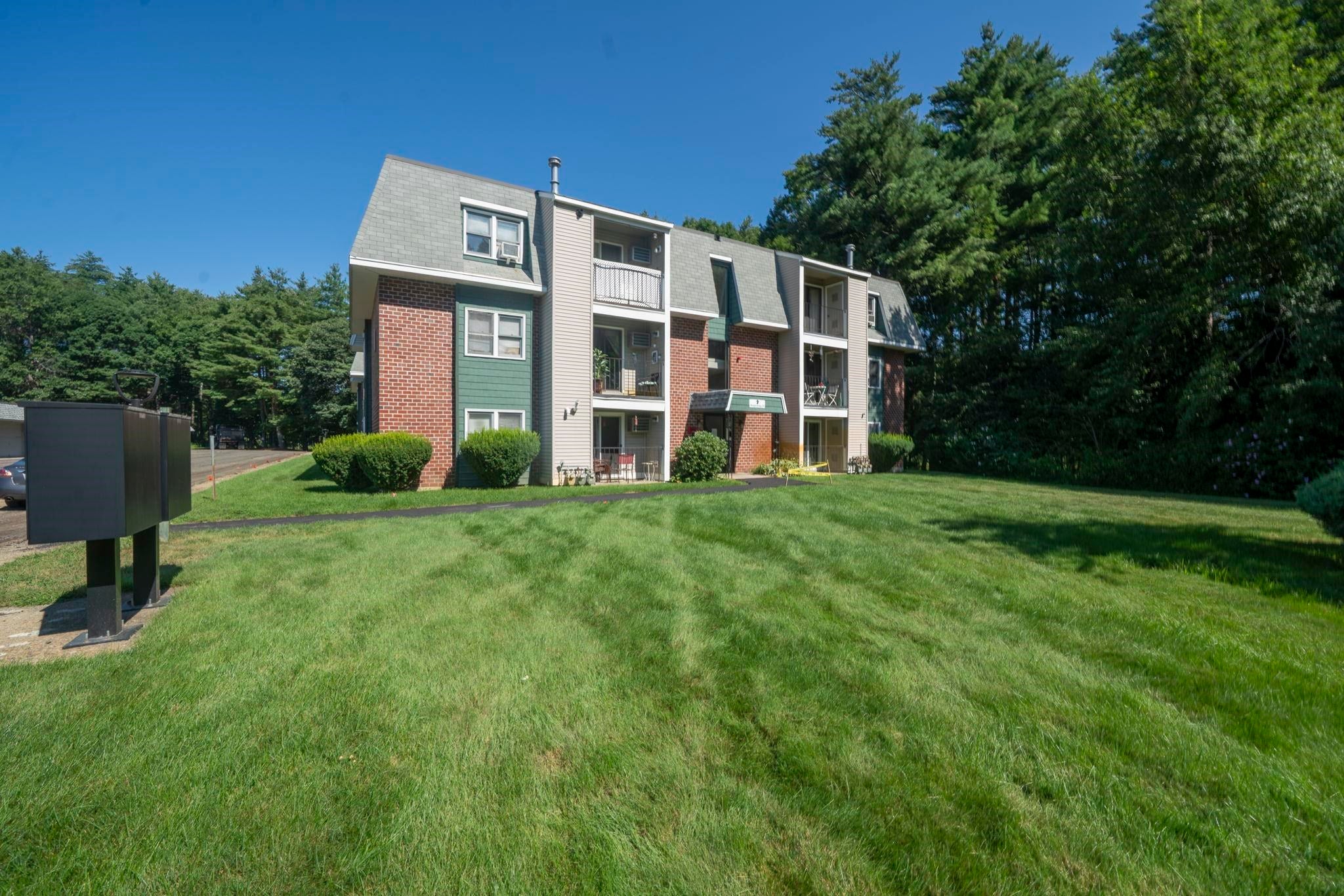 5 Knights Bridge Drive K207 — photo