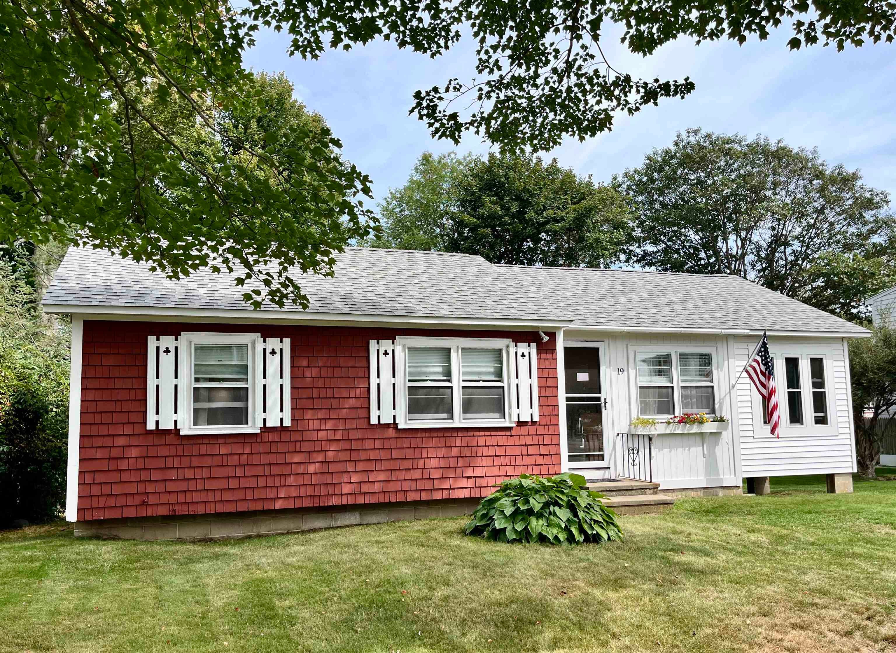 19 Myrica Avenue — photo