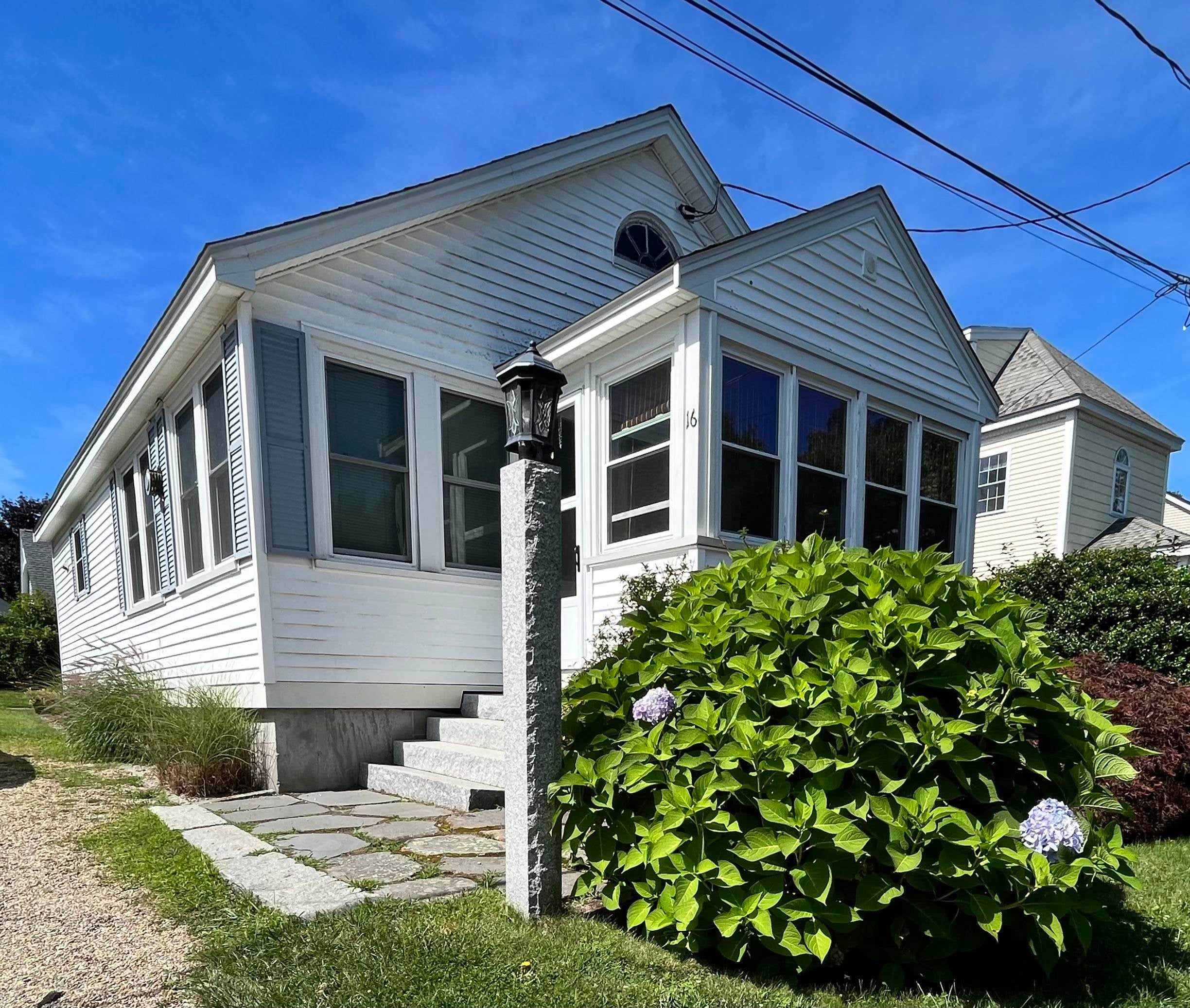 16 Browns Court — photo