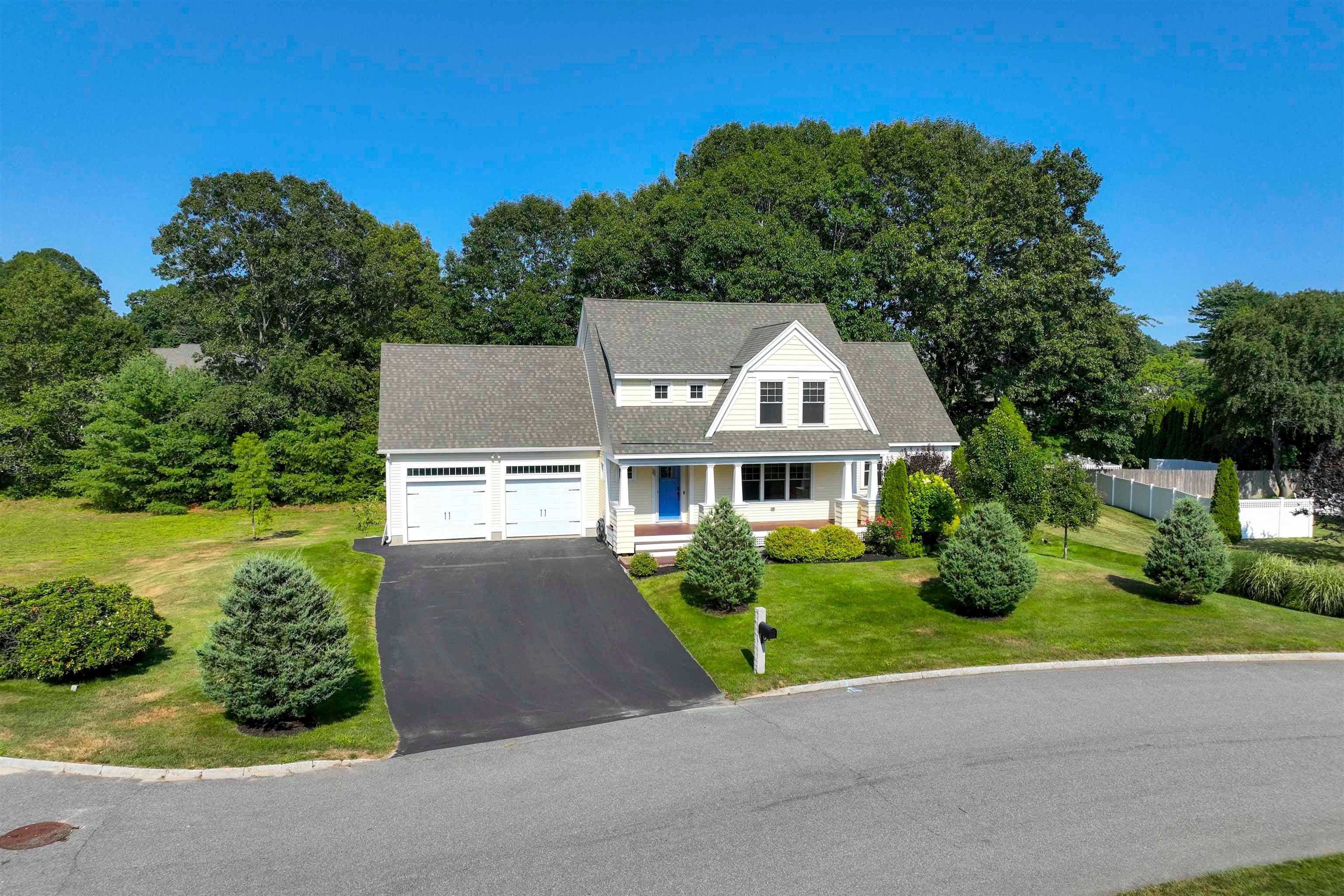 10 Hilliard Drive — photo