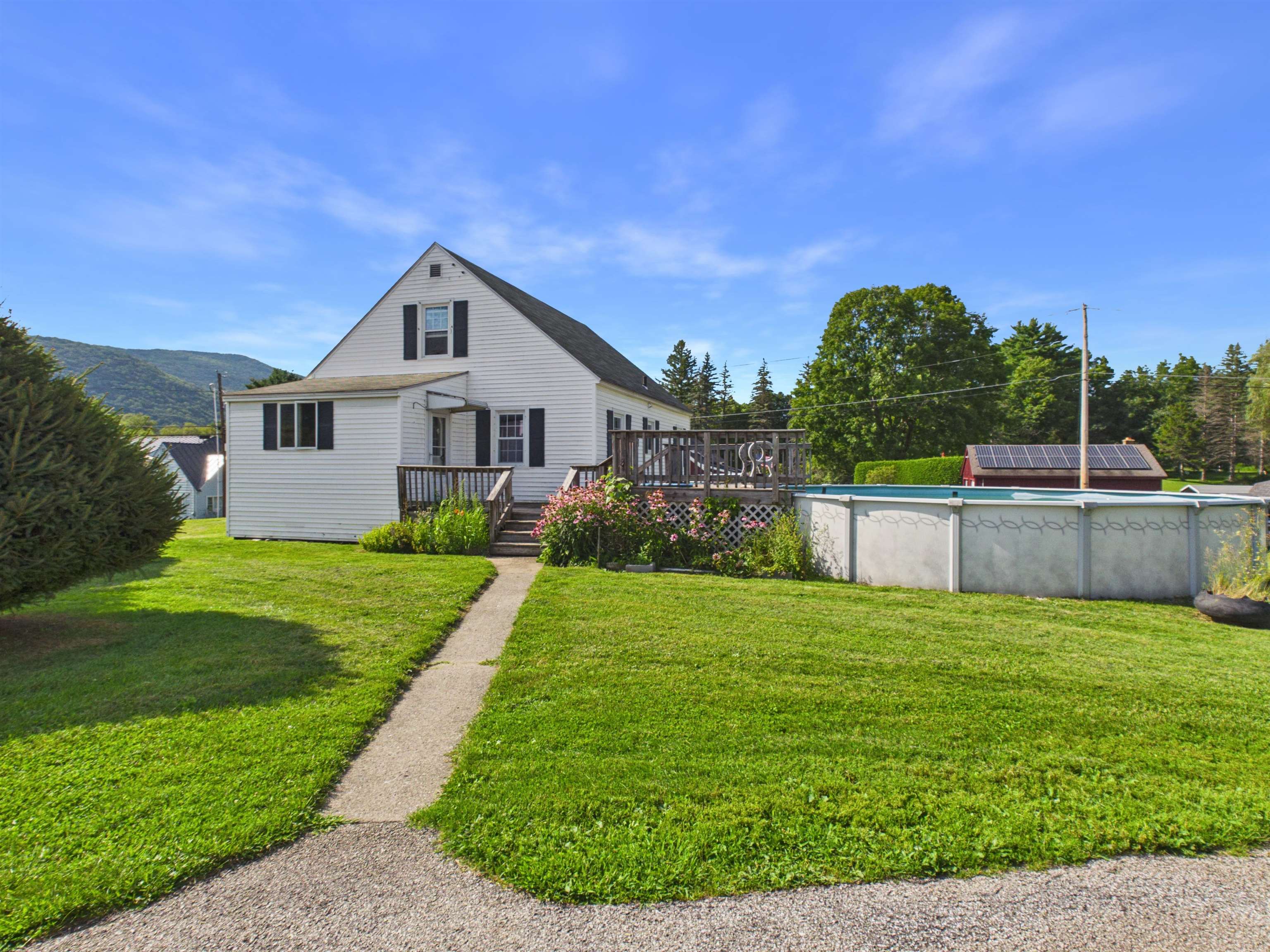 1310 Pleasant Street — photo