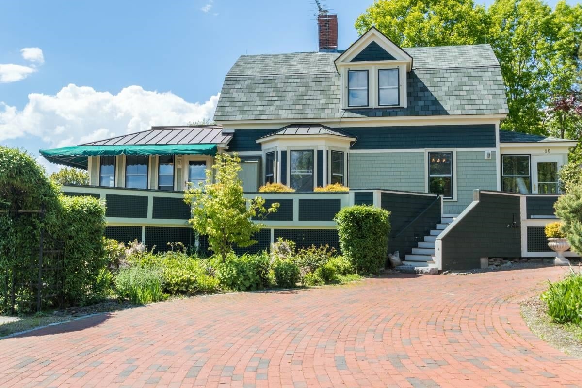 10 Sea Road — photo