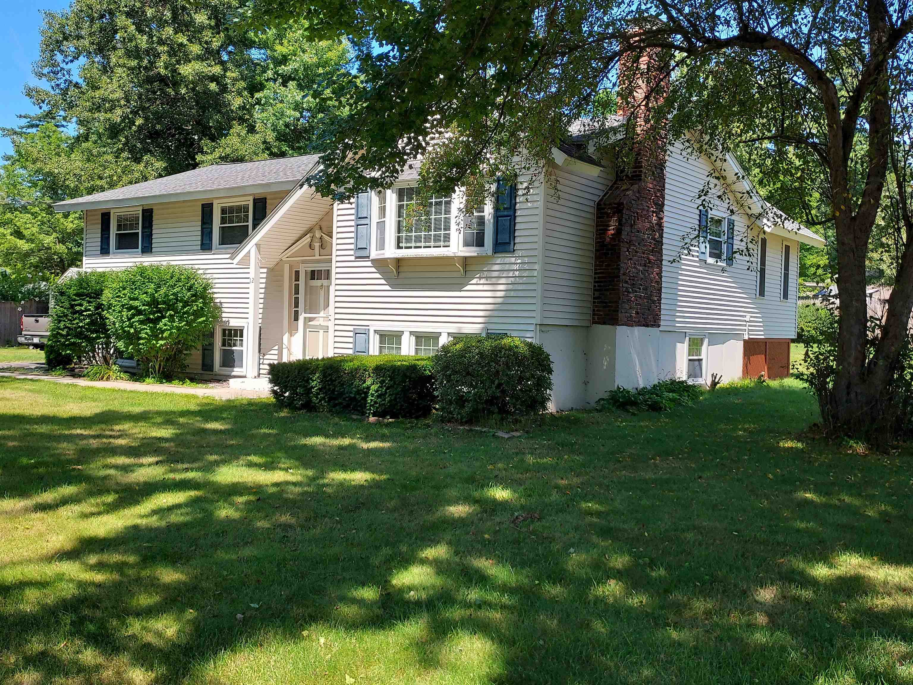 12 Timber Lane, Merrimack, NH 03054
