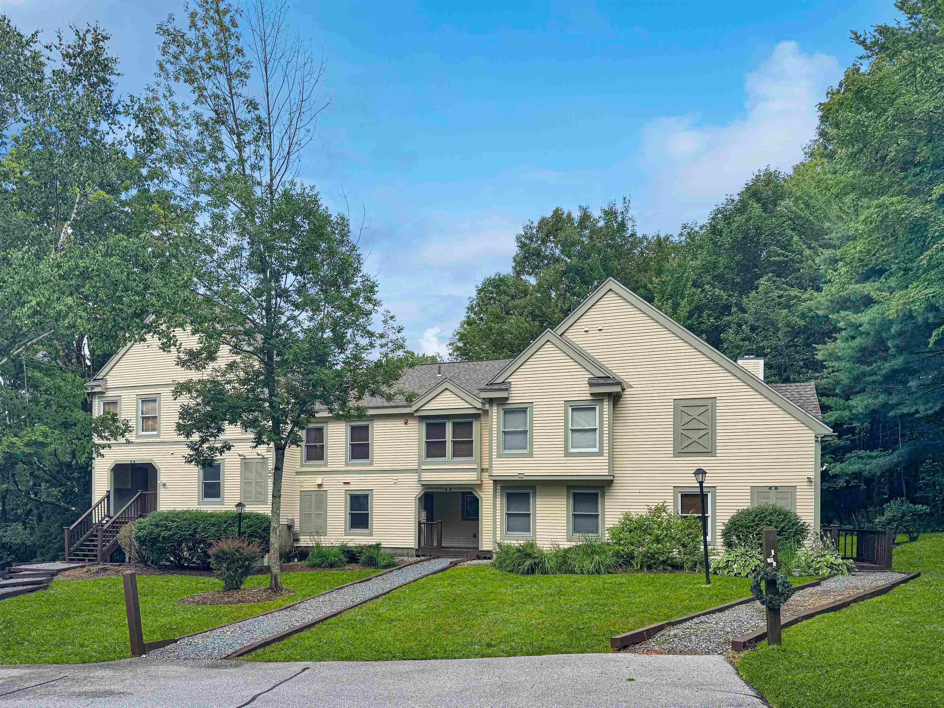 4B Newfane Circle — photo