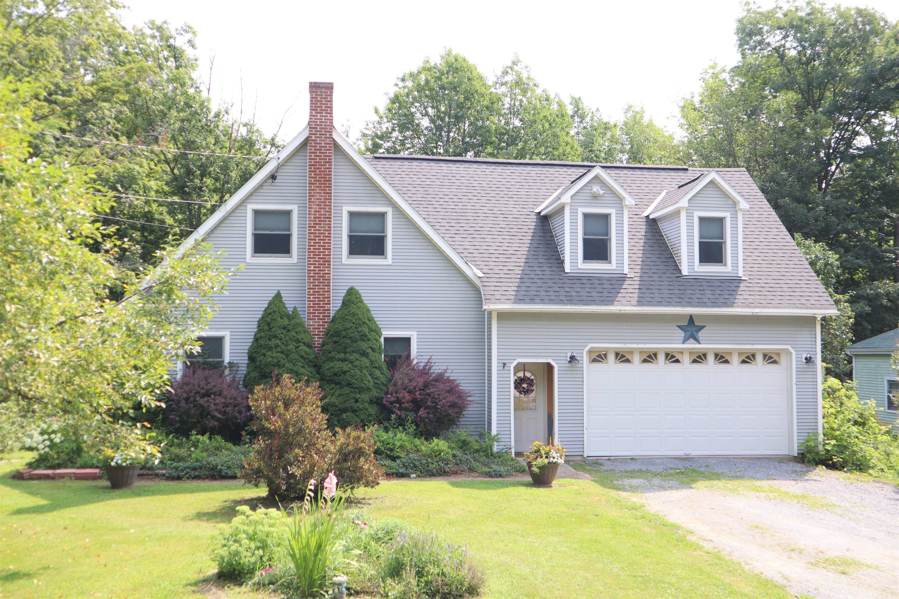 160 Mead Lane — photo