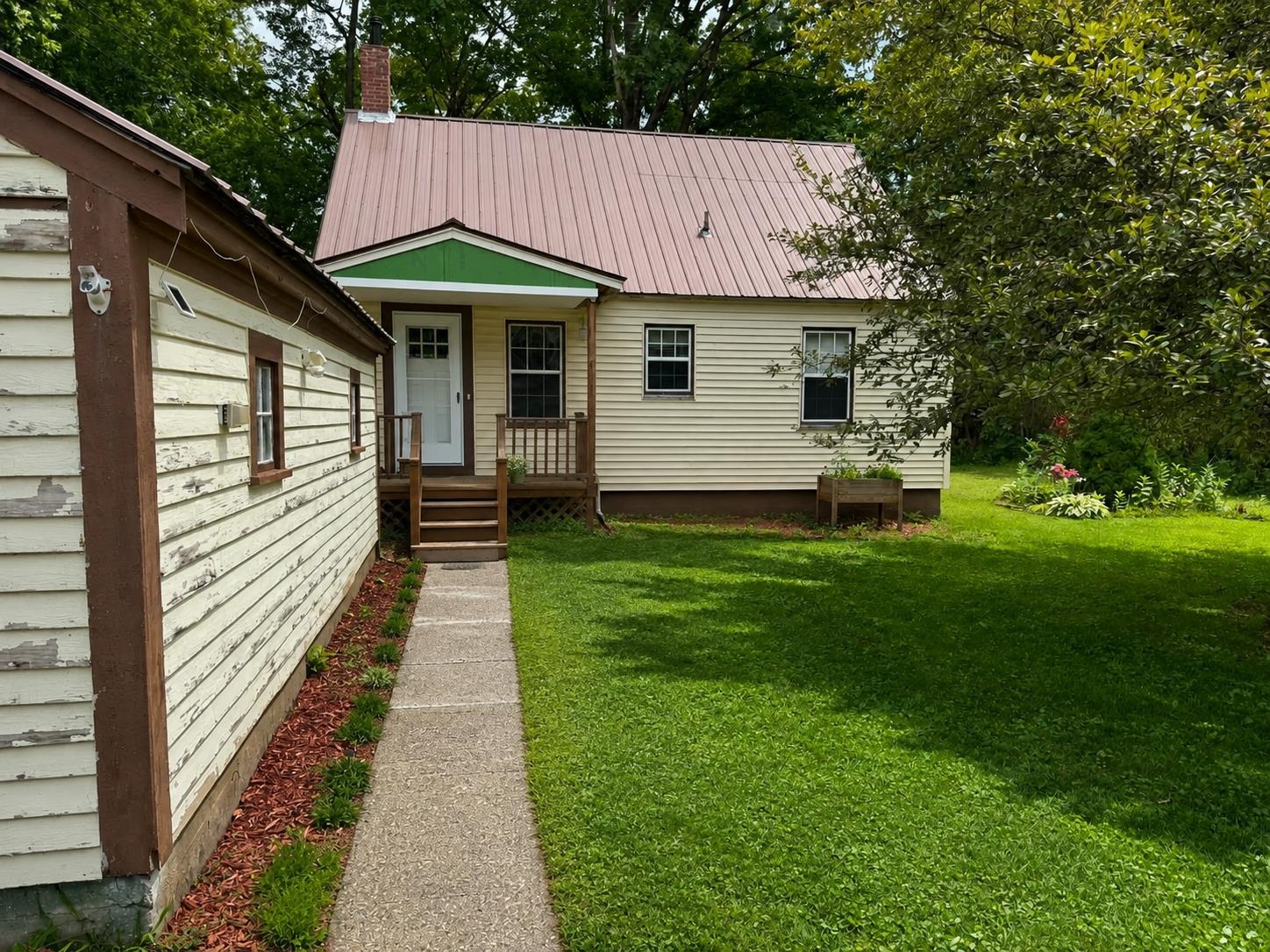 61 Kennedy Drive, Windsor, VT 05089