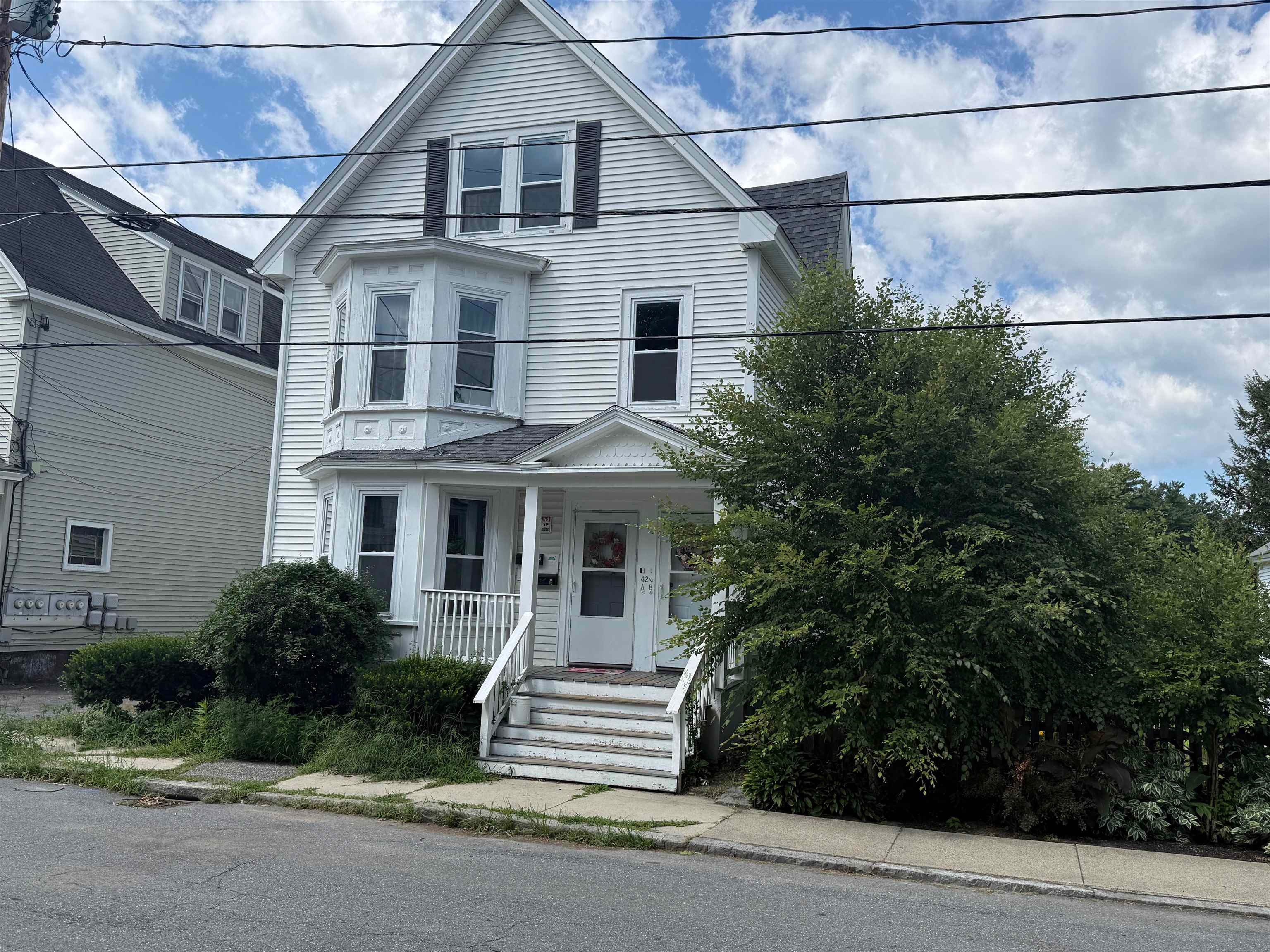 42.5 Abbott Street a — photo