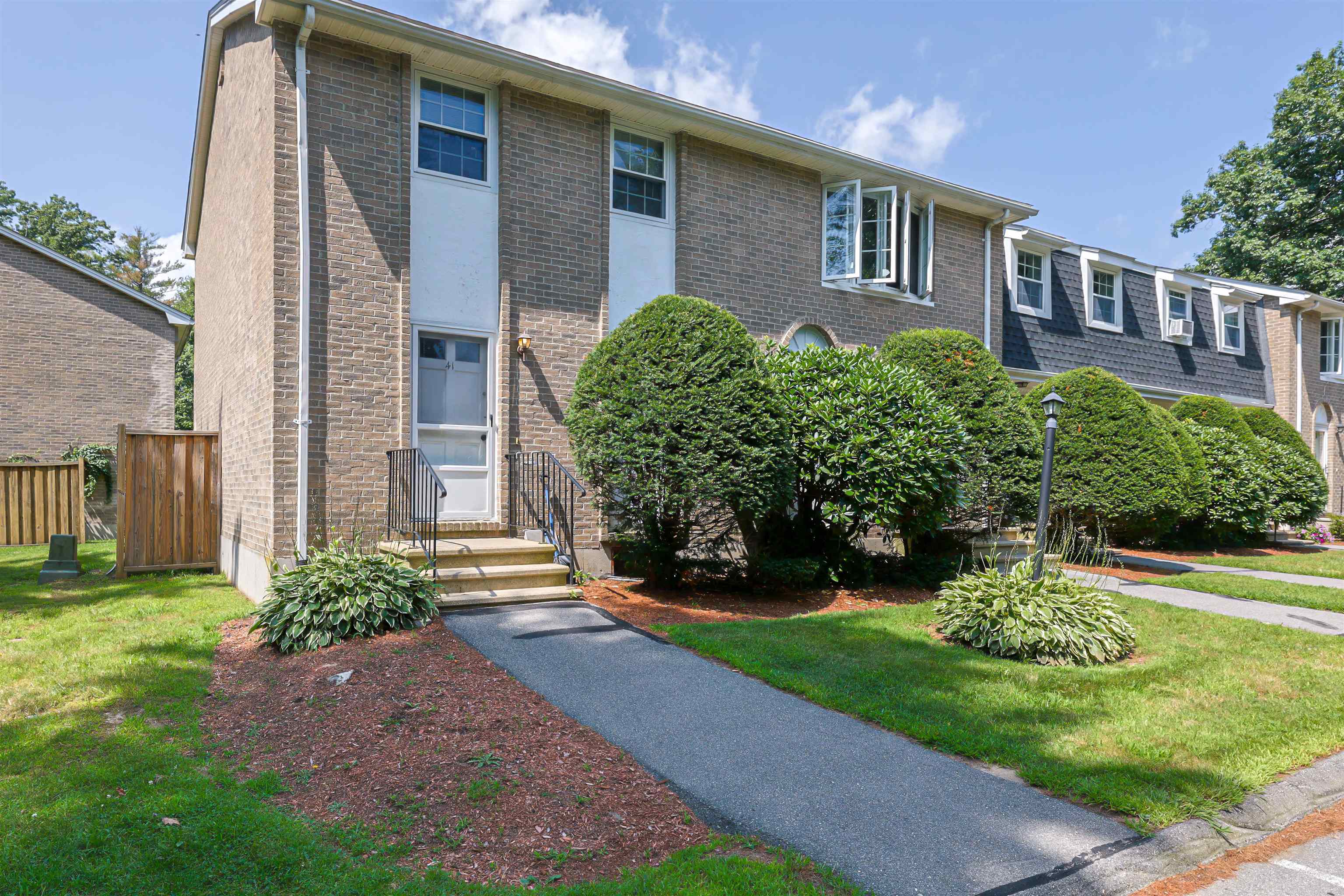 41 Fieldstone Drive — photo