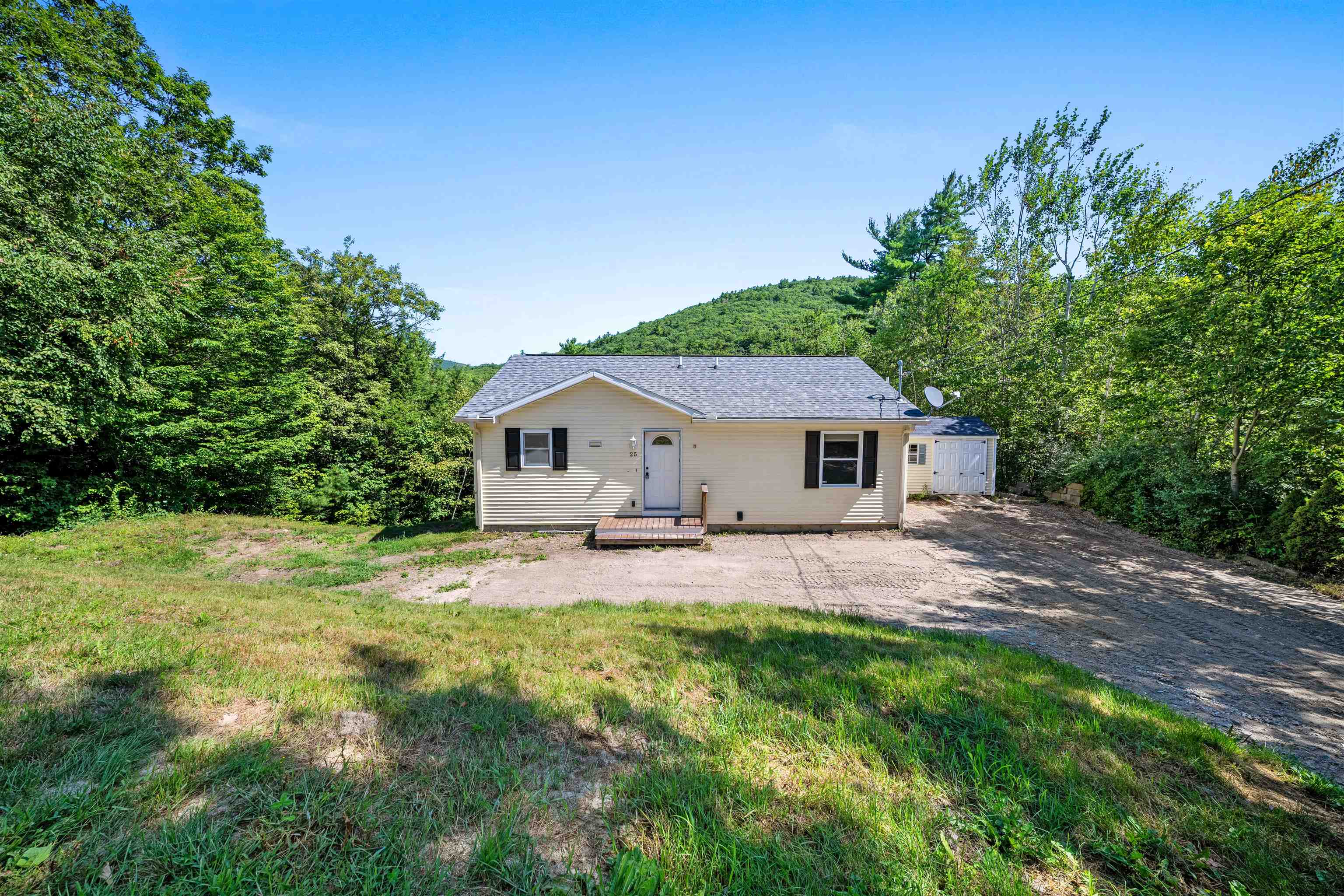25 Cynthia Drive — photo