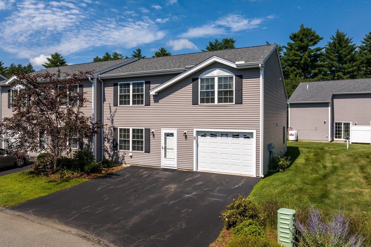 13 Bruins Lane — photo