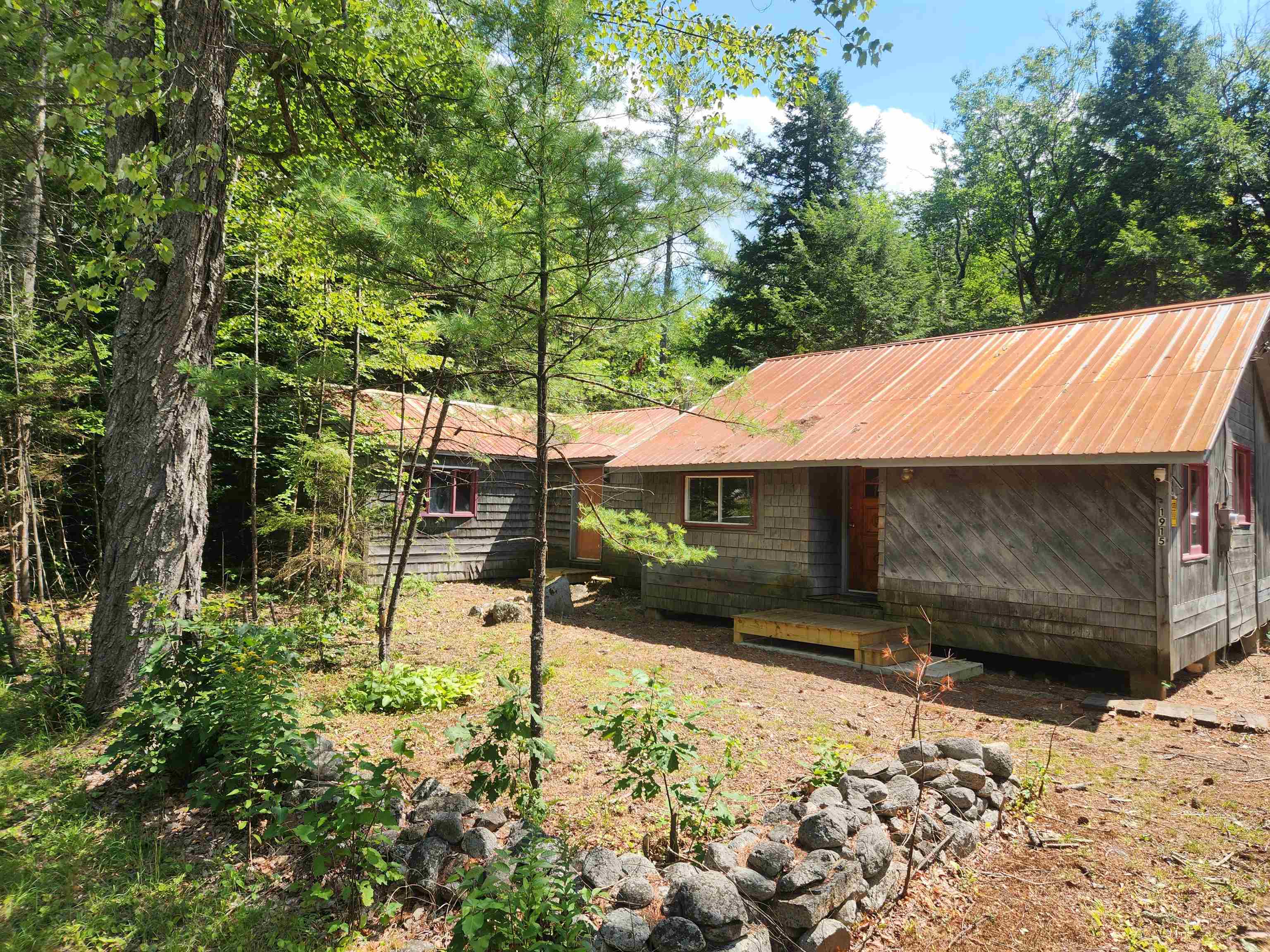 1915 Nh Route 16 — photo