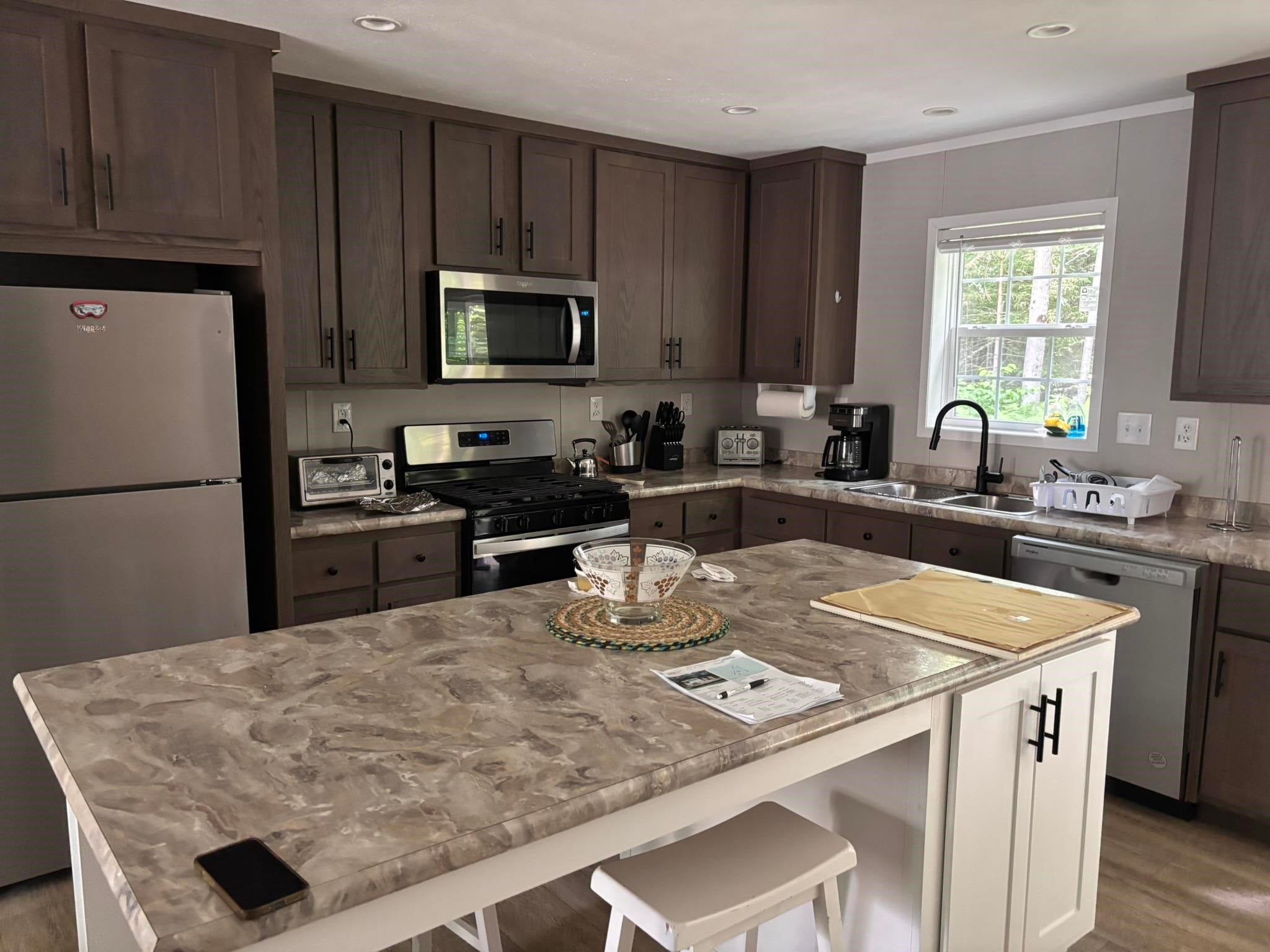 21 Lawrence Davis Drive — photo