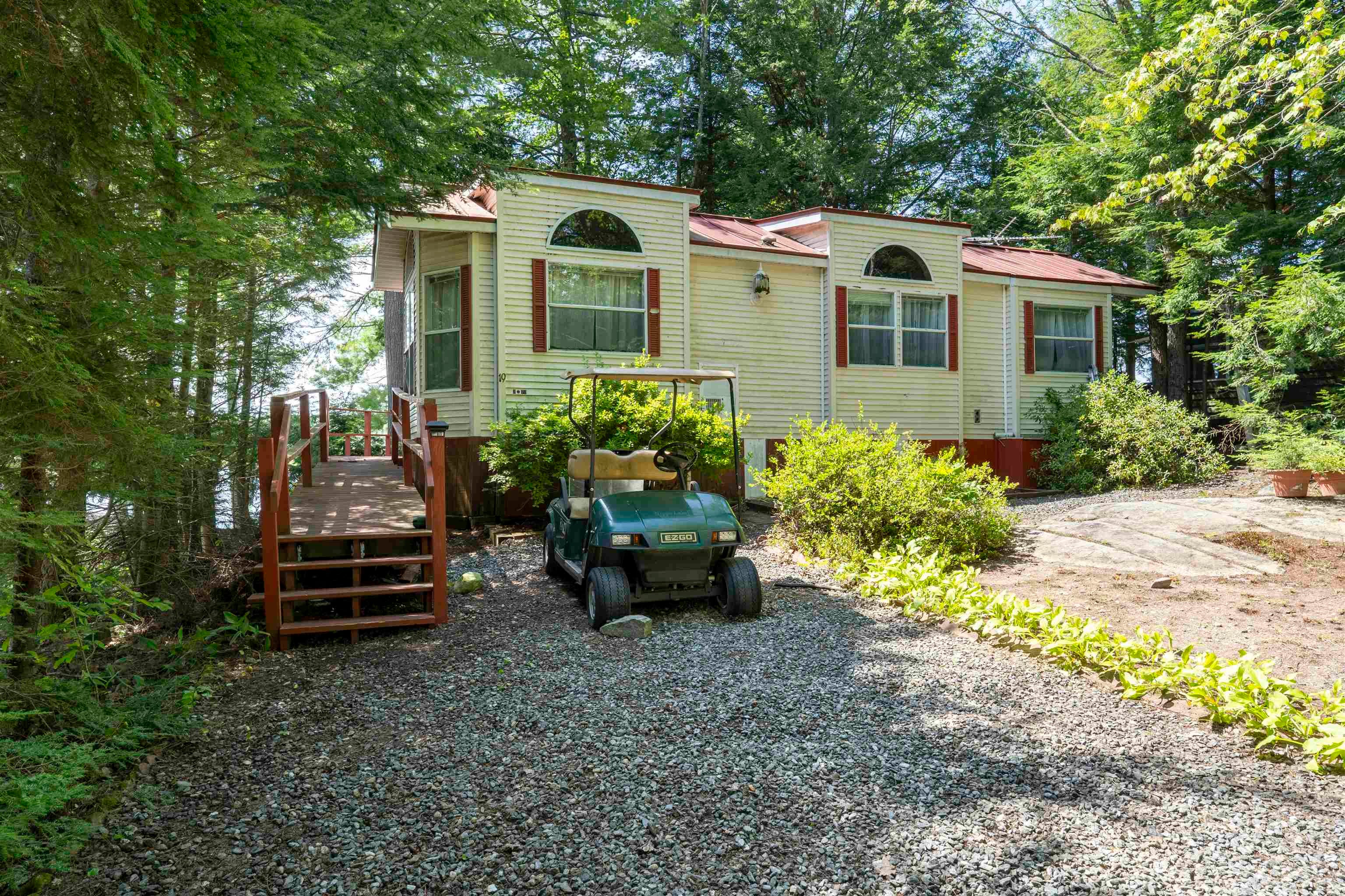 106 Lakeside Drive — photo