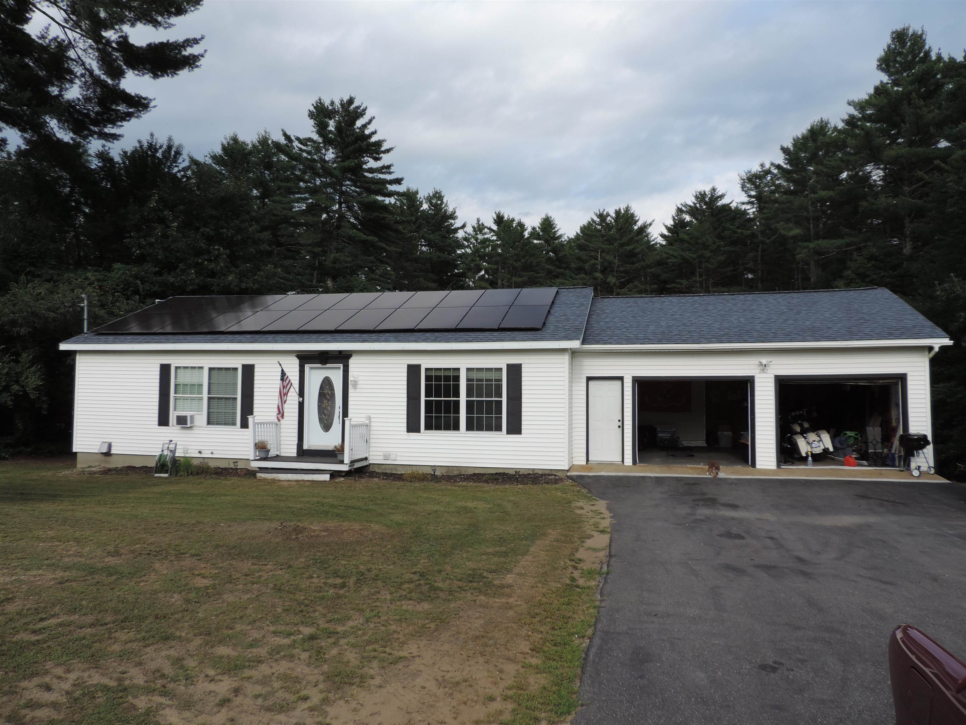 262 Daniel Webster Highway — photo