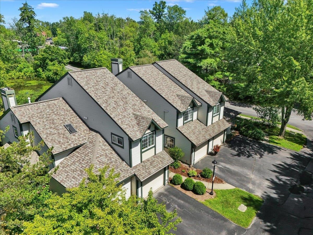 3 Lake Forest Drive — photo