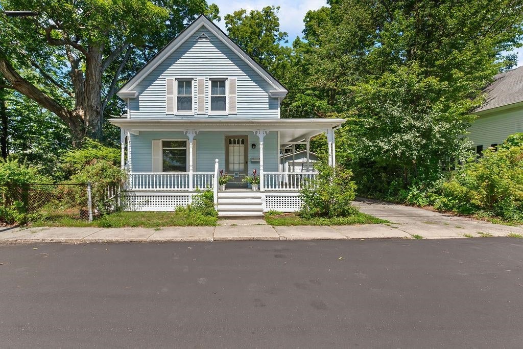 11 Edgewood Street — photo