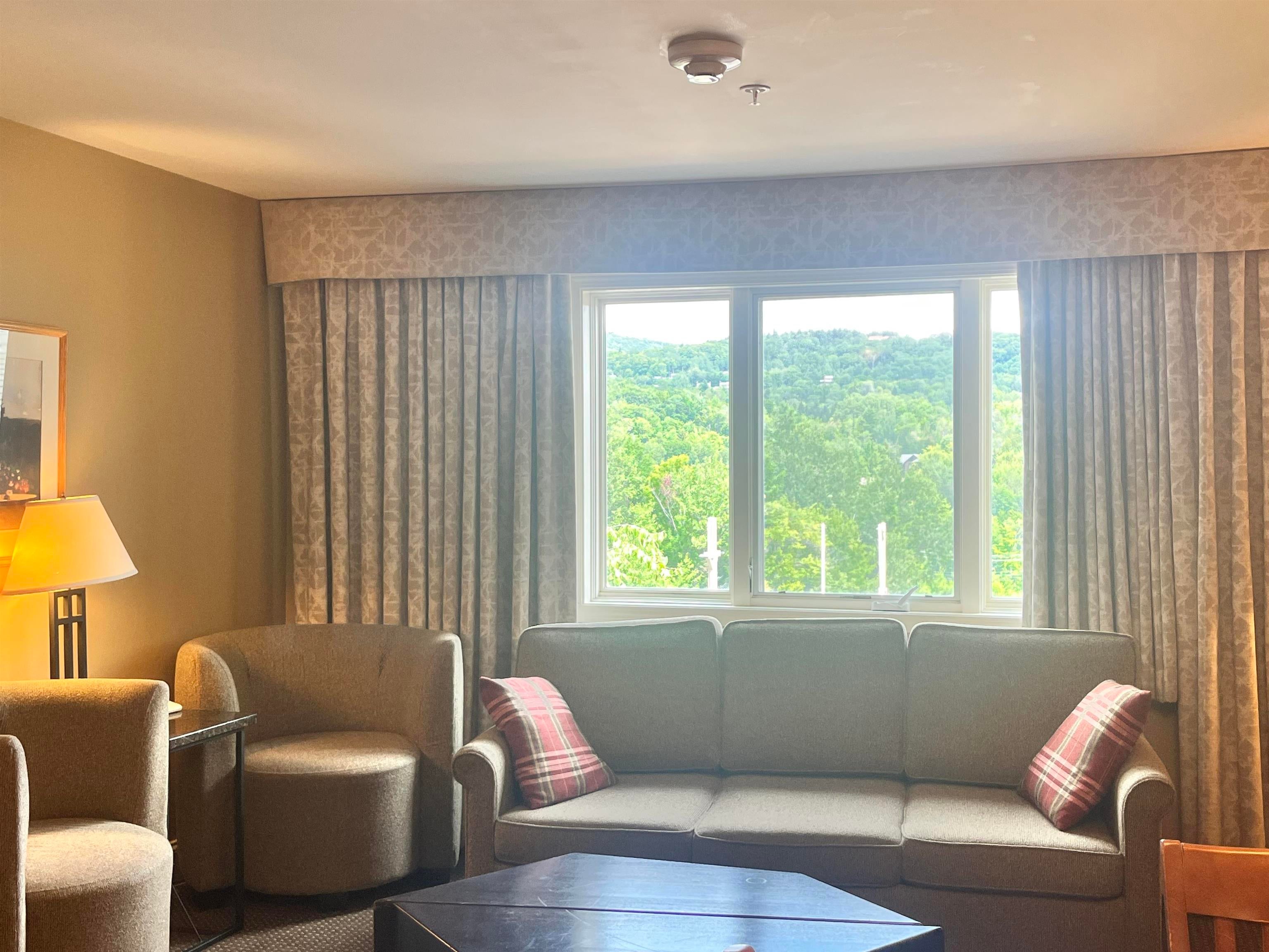 130/132, Qtr 3 89 Grand Summit Way — photo