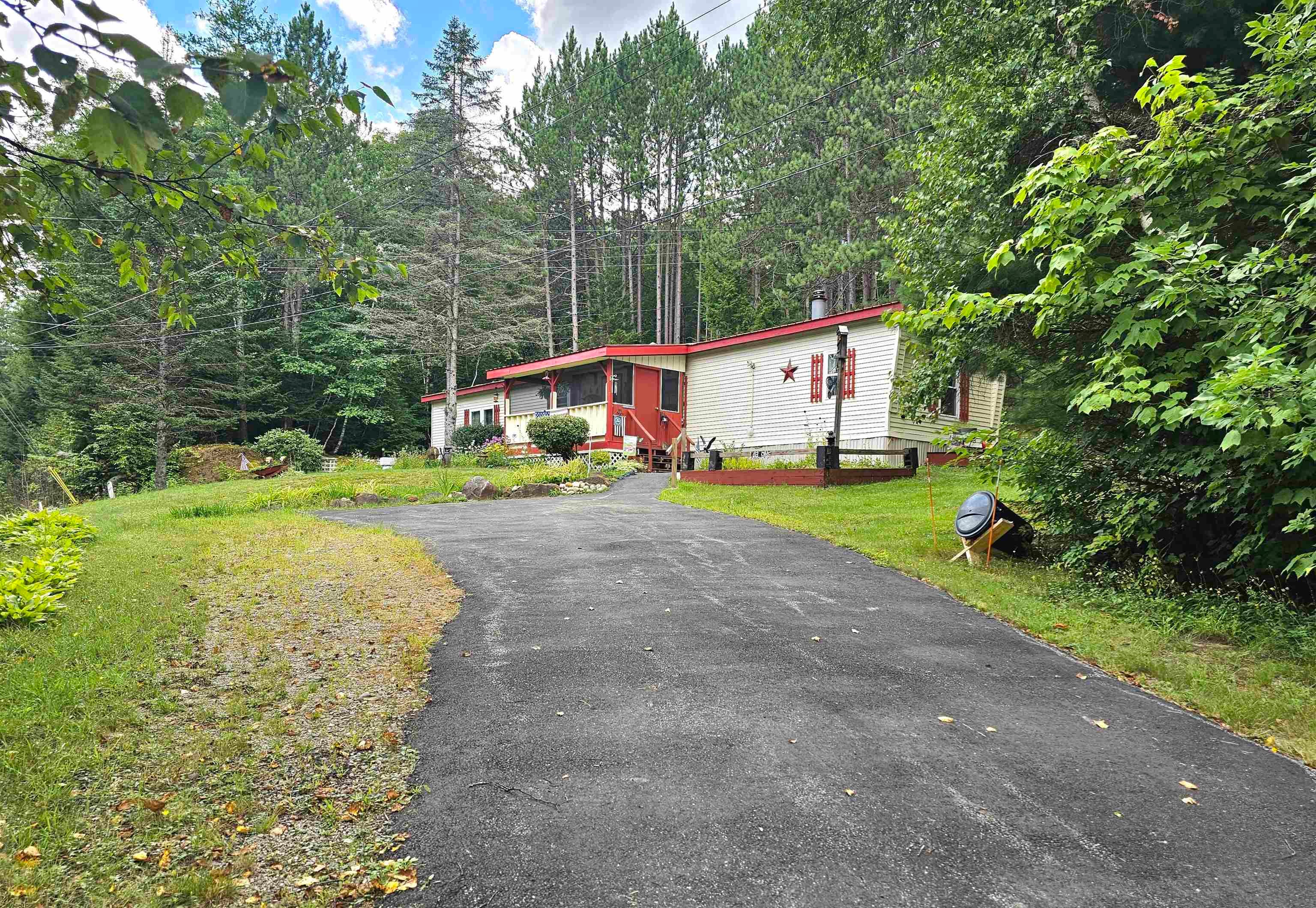 228 Daniel Webster Highway — photo
