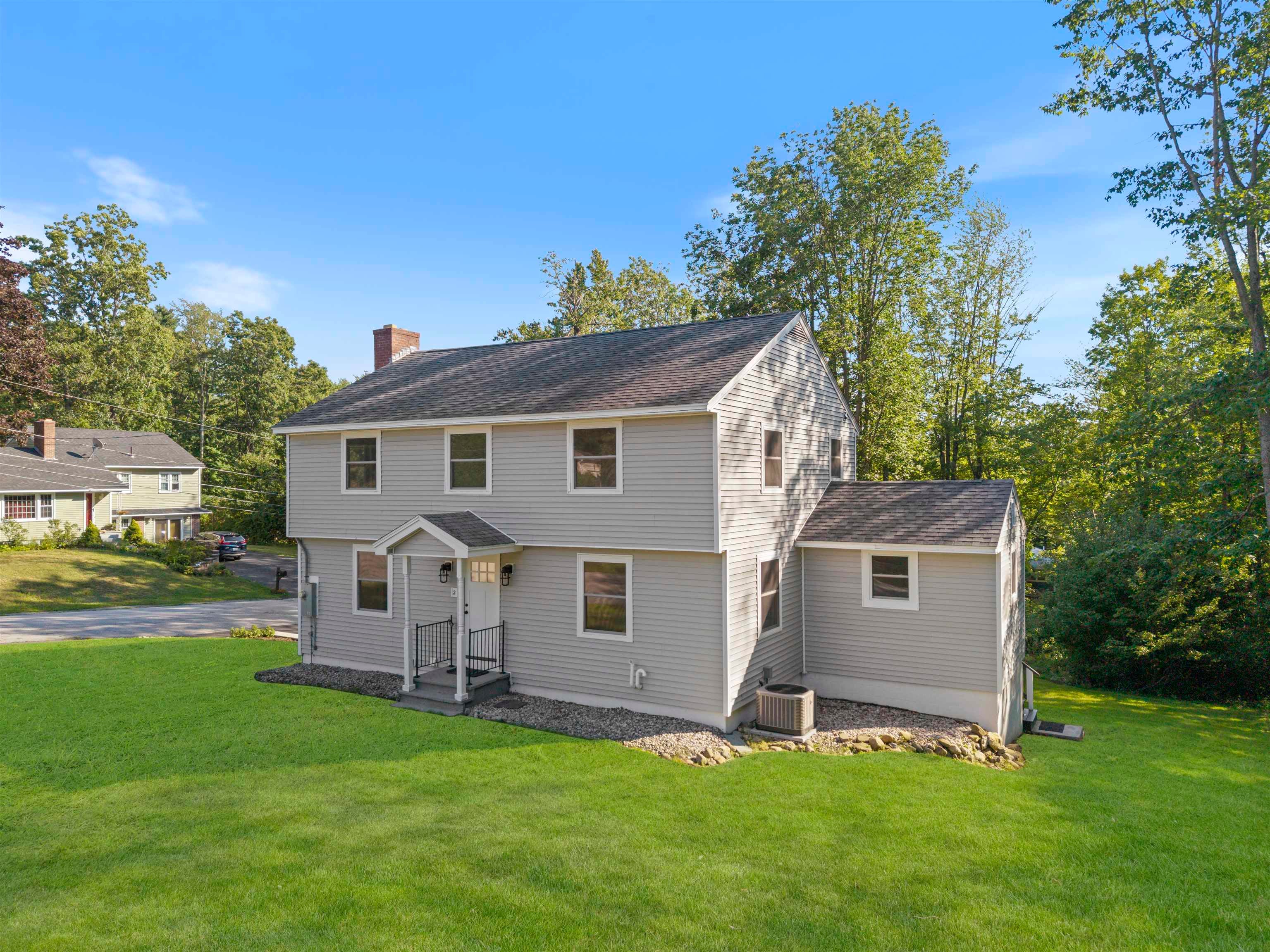 2 Sweetbriar Lane — photo
