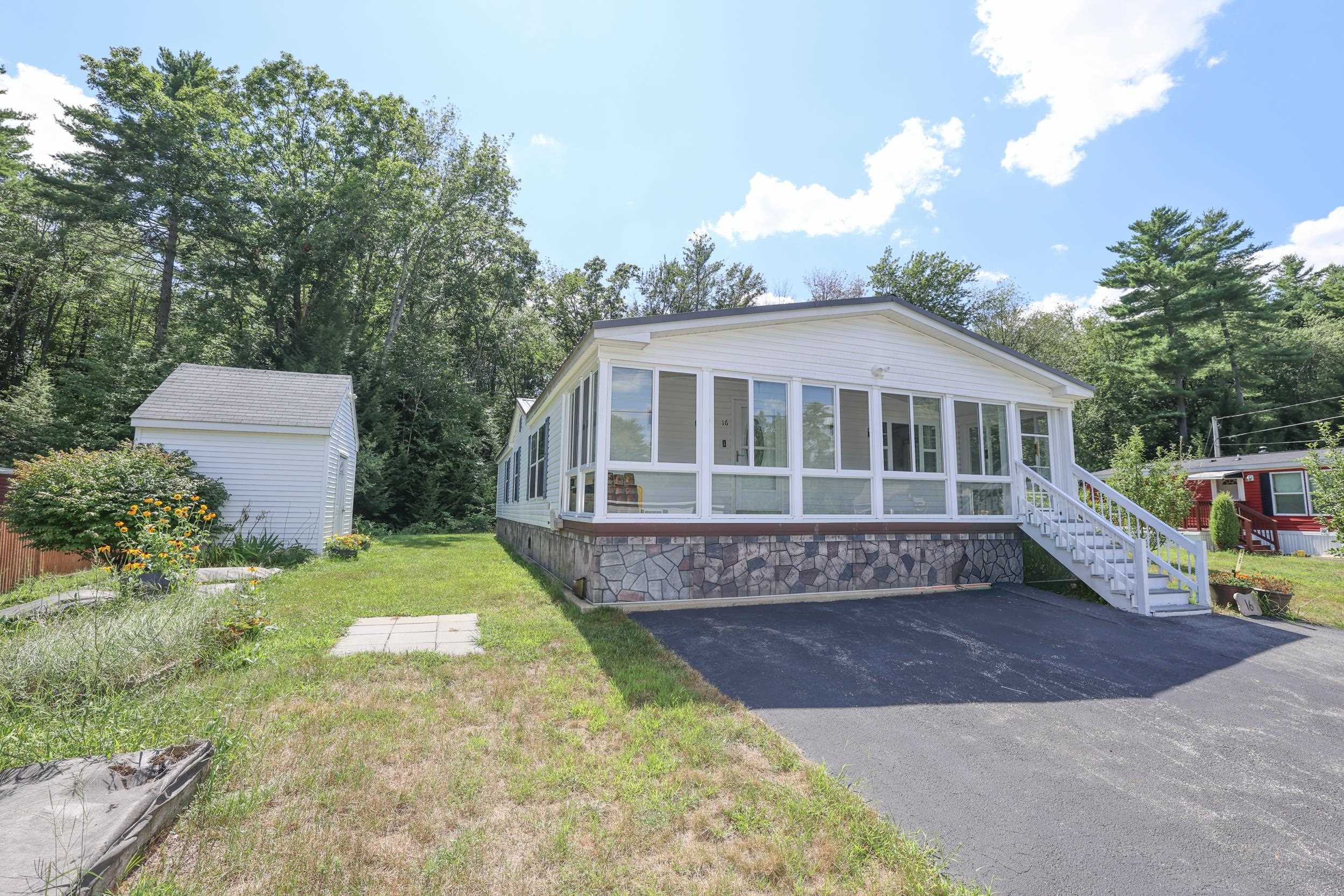 16 Roland Drive — photo