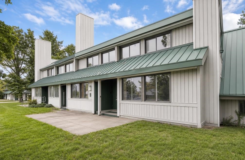79 Village Green Drive 4B — photo