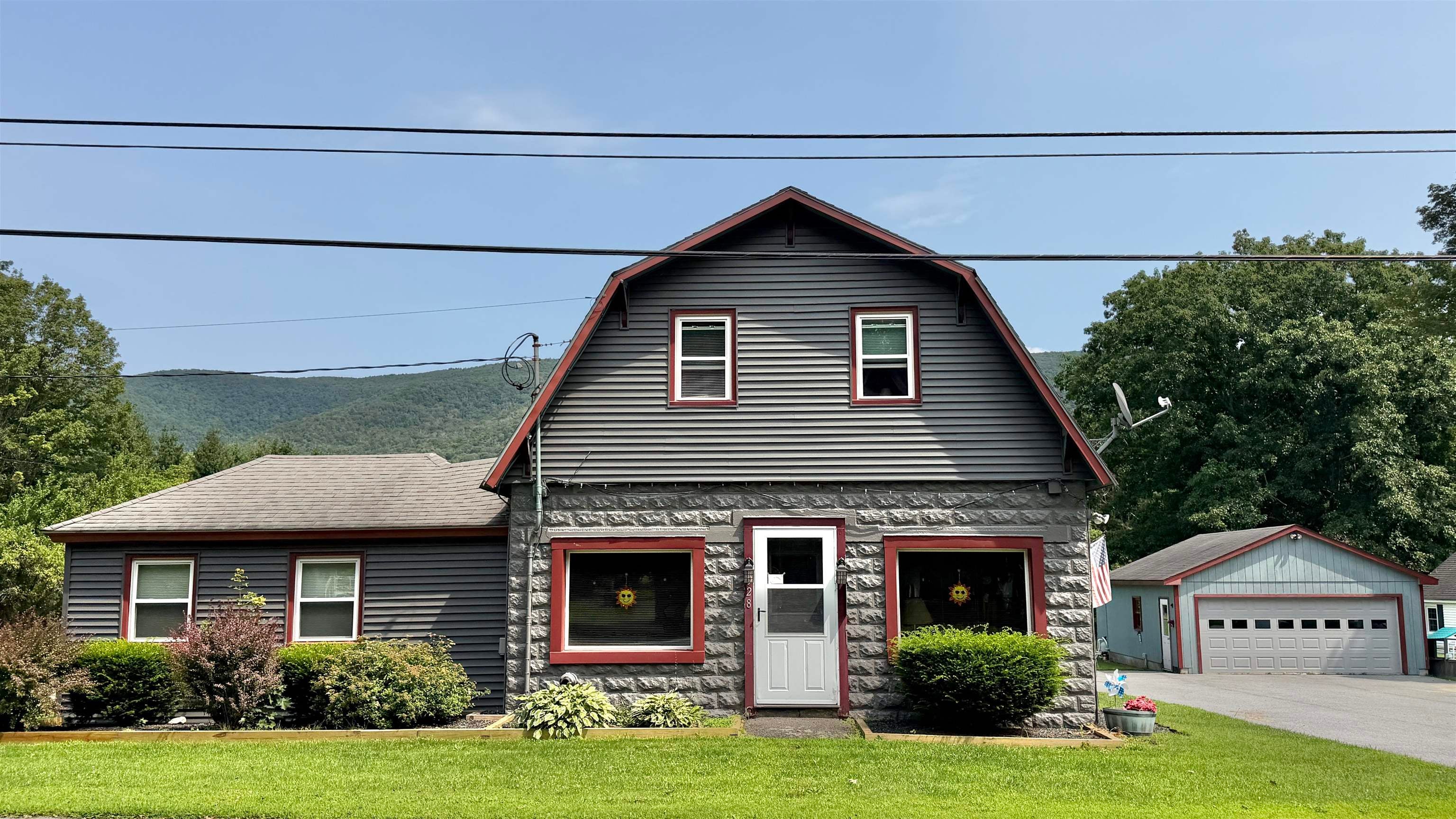 928 Main Road — photo