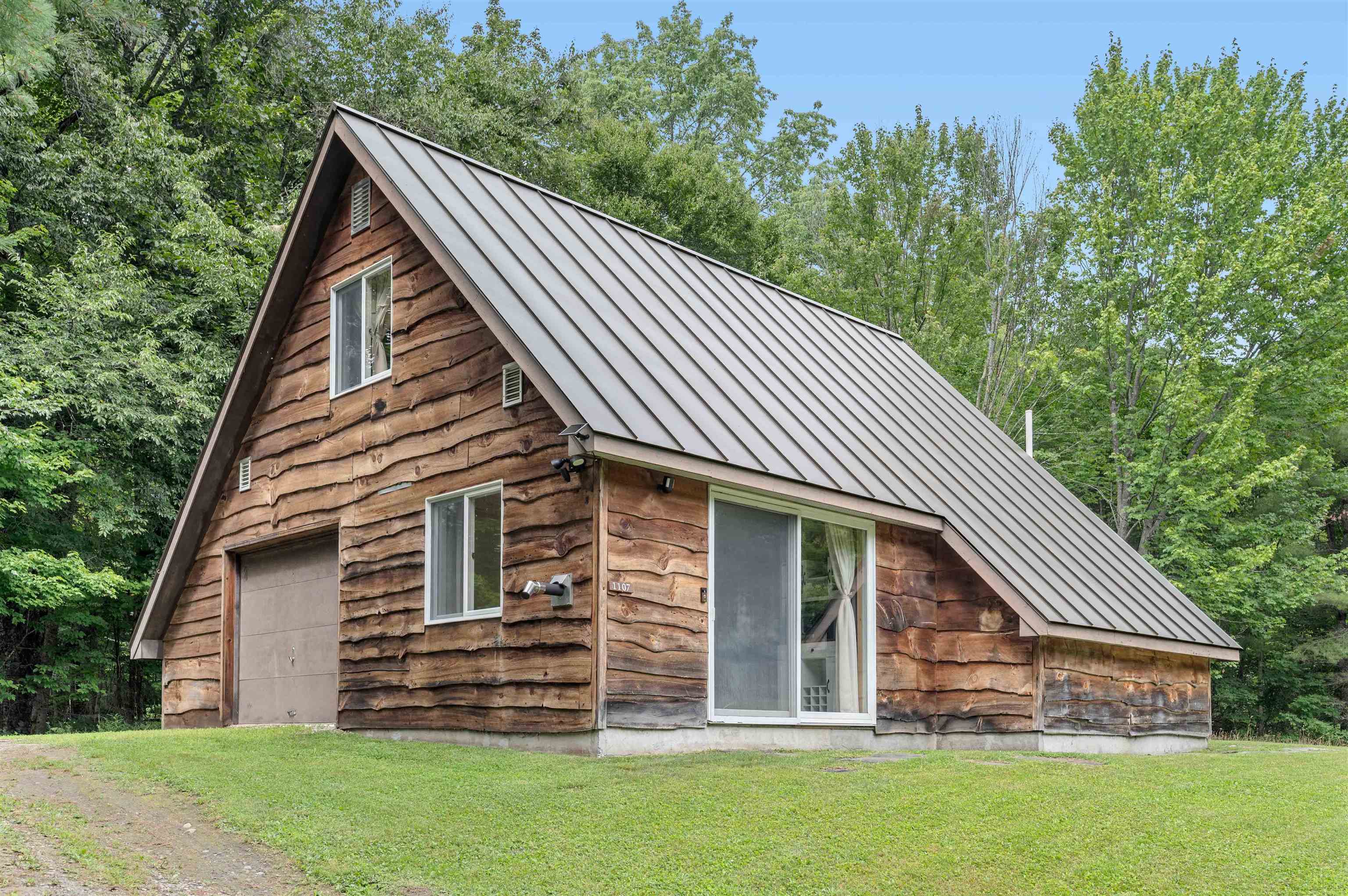 1107 Apple Hill Road — photo