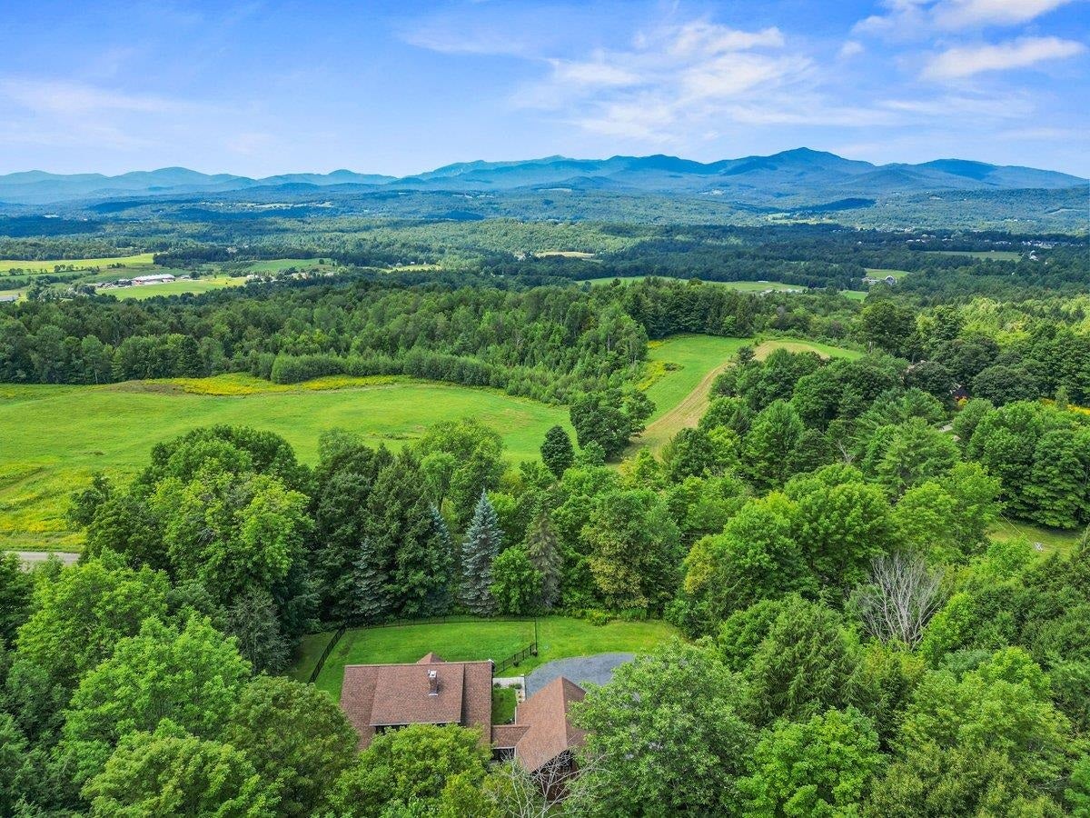 377 Elmore Mountain Road — photo