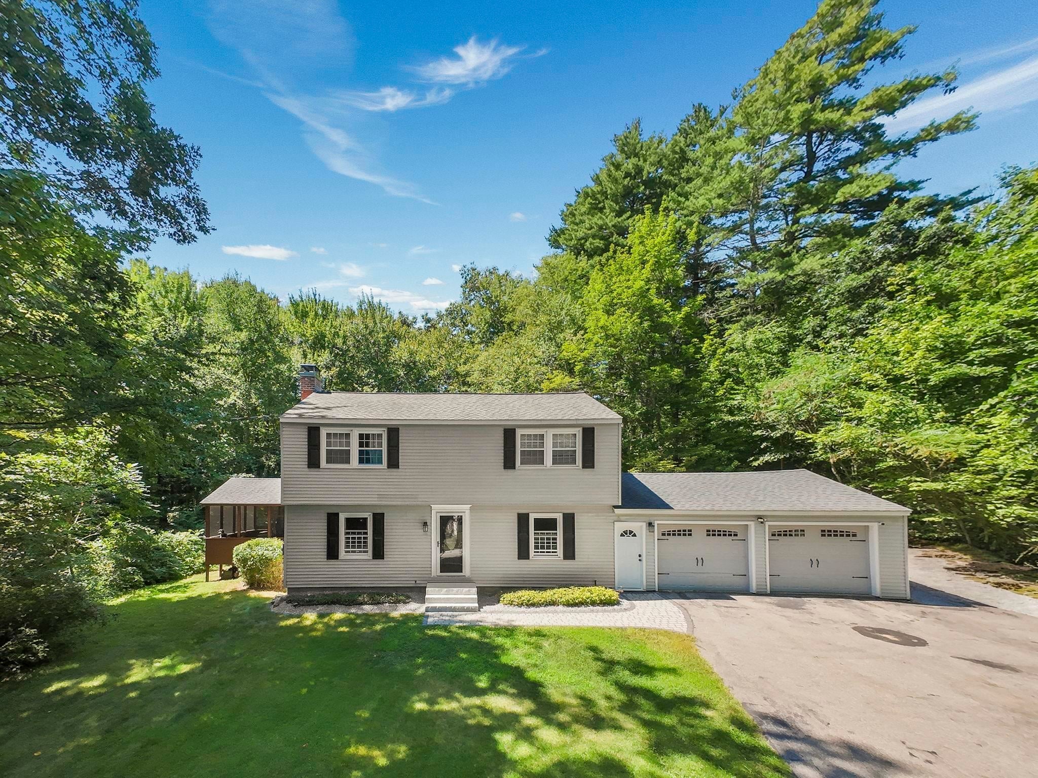 16 Juniper Drive — photo