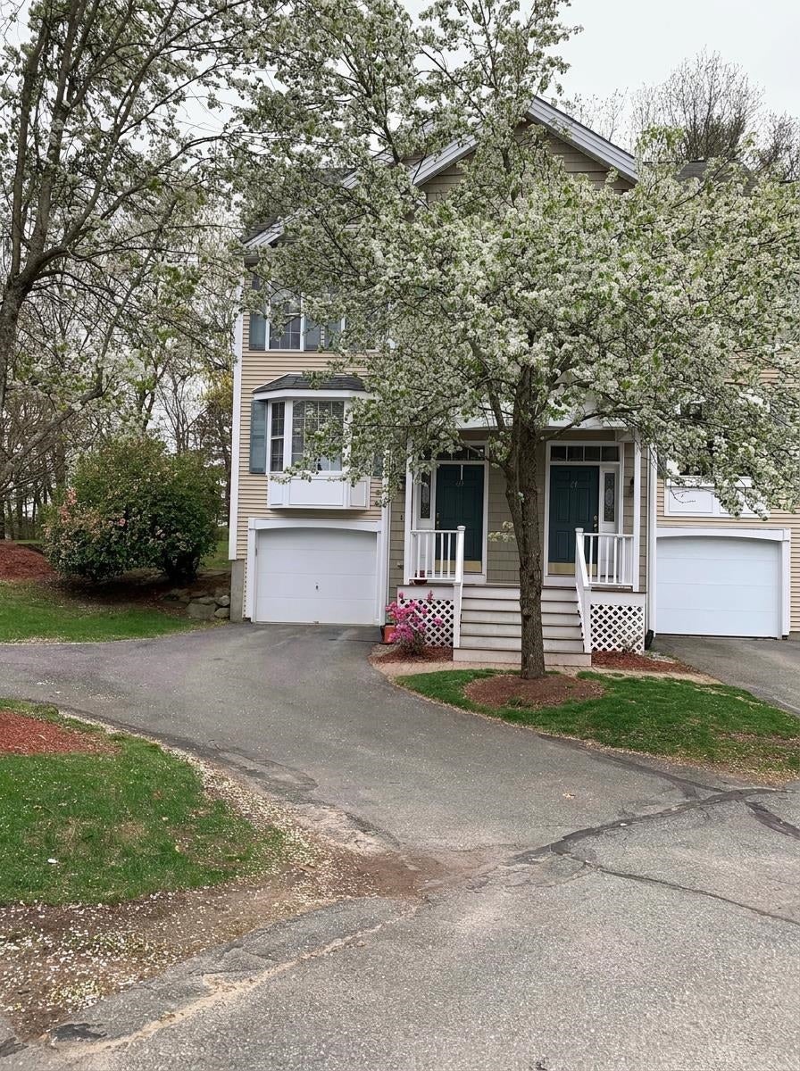 69 Georgetowne Drive — photo