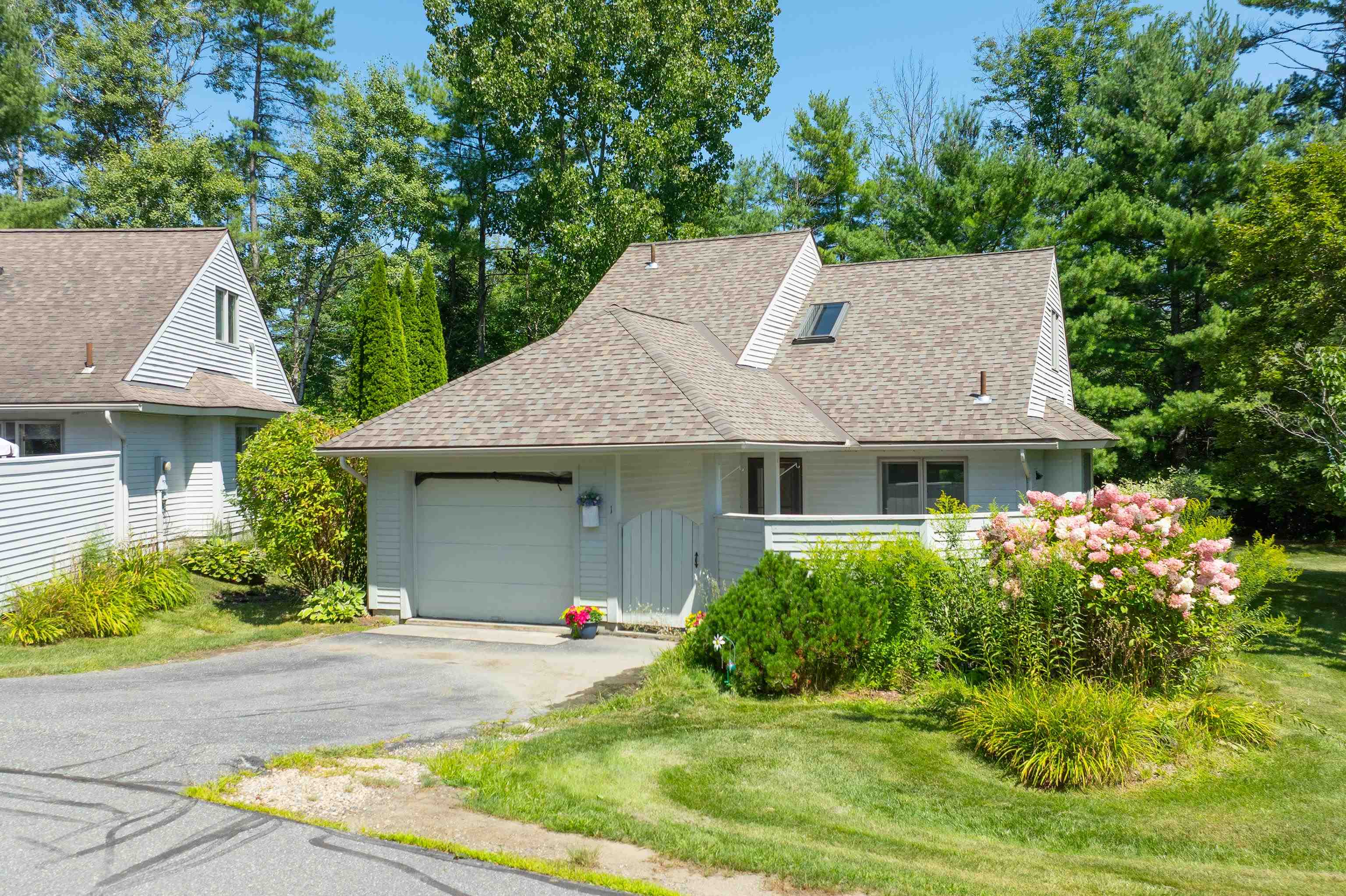 1 Cottage Court — photo