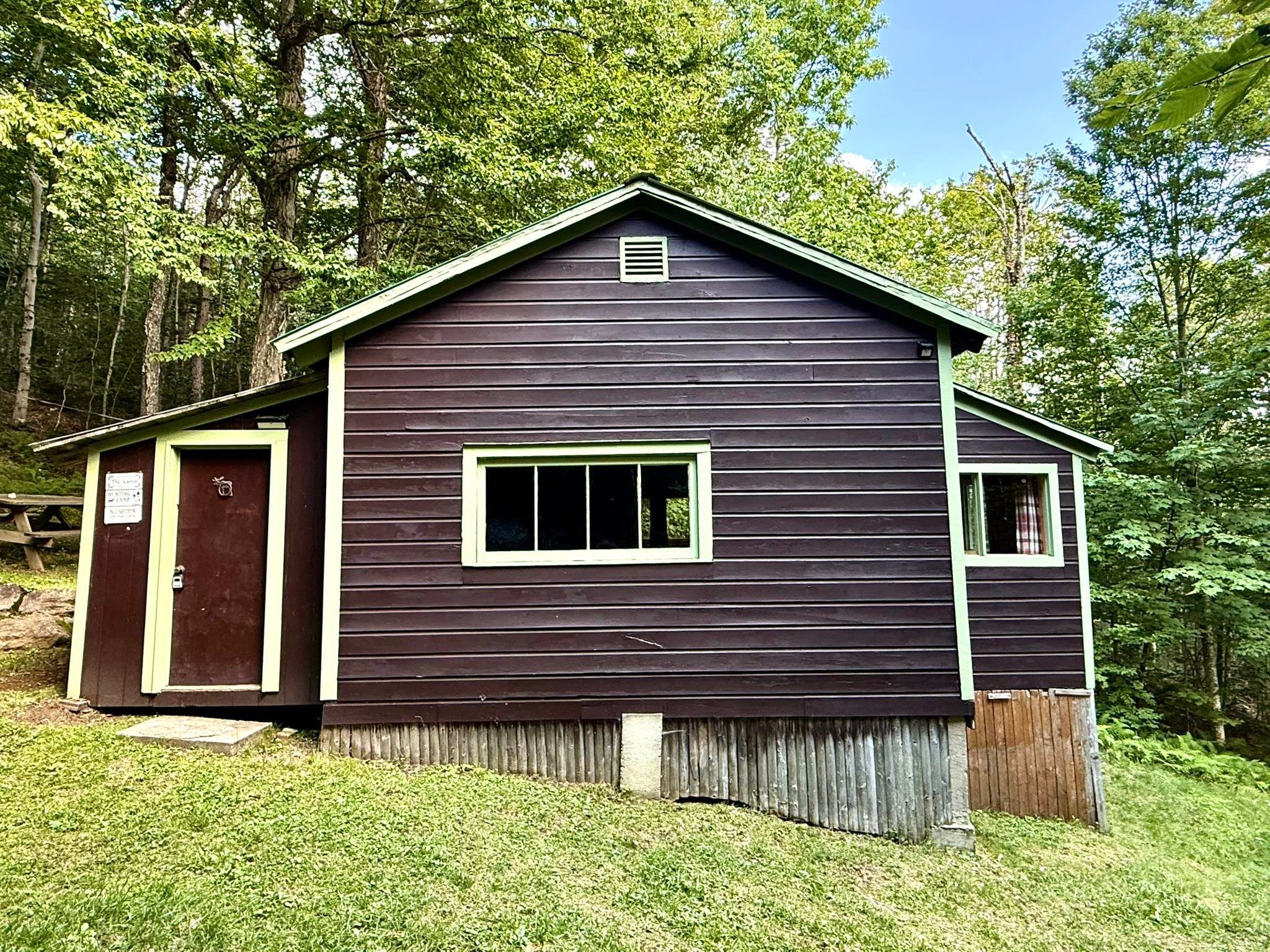845 Bailey Hill Road — photo