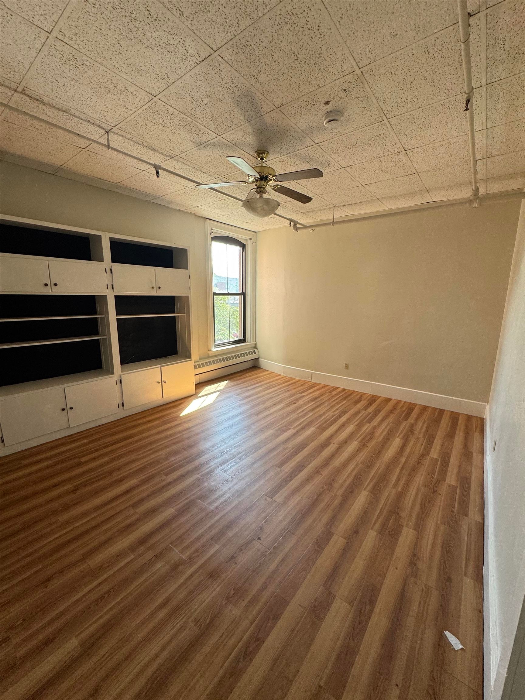 1-3 Central Square 208 — photo