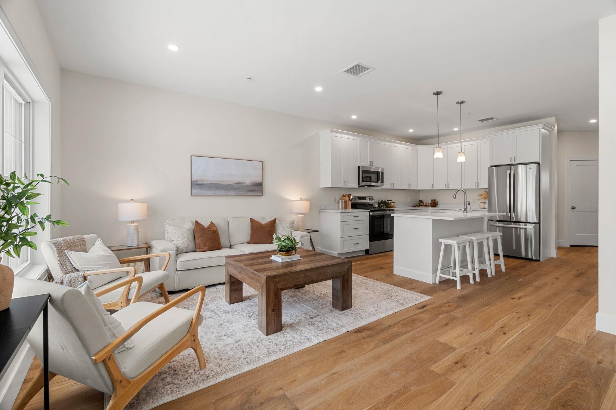 11 Suffolk Drive 3 — photo