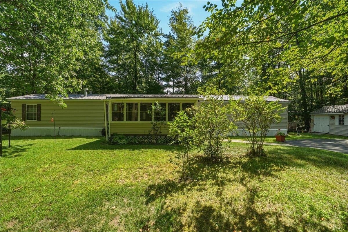 257 Wedgewood Road — photo