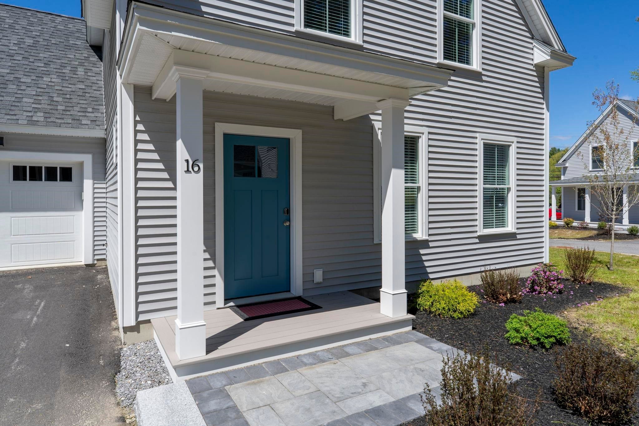 15 Woodmans Lane — photo