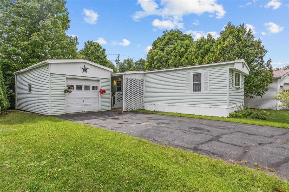 134 Redwood Drive — photo