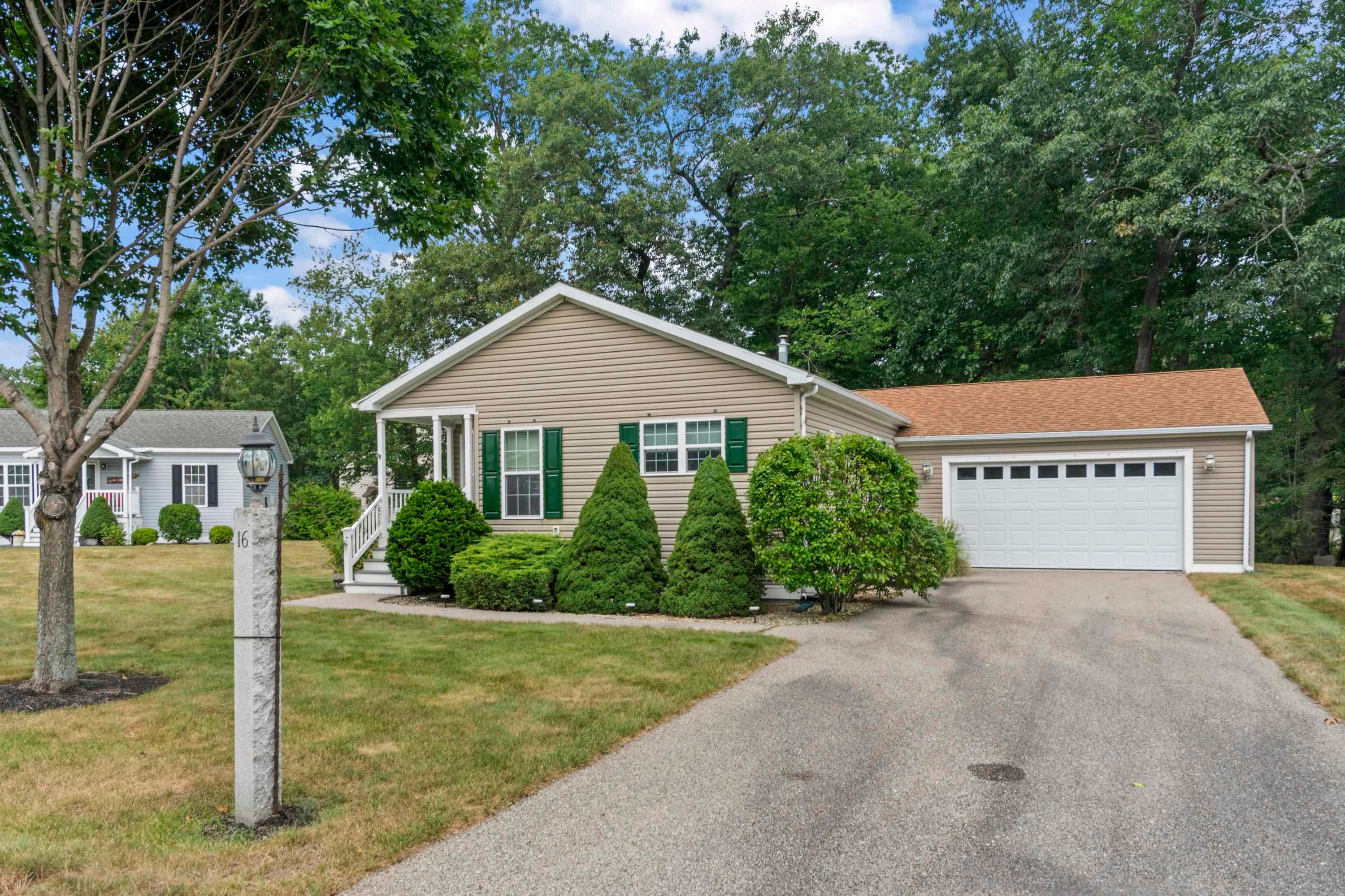 16 Aspen Way — photo