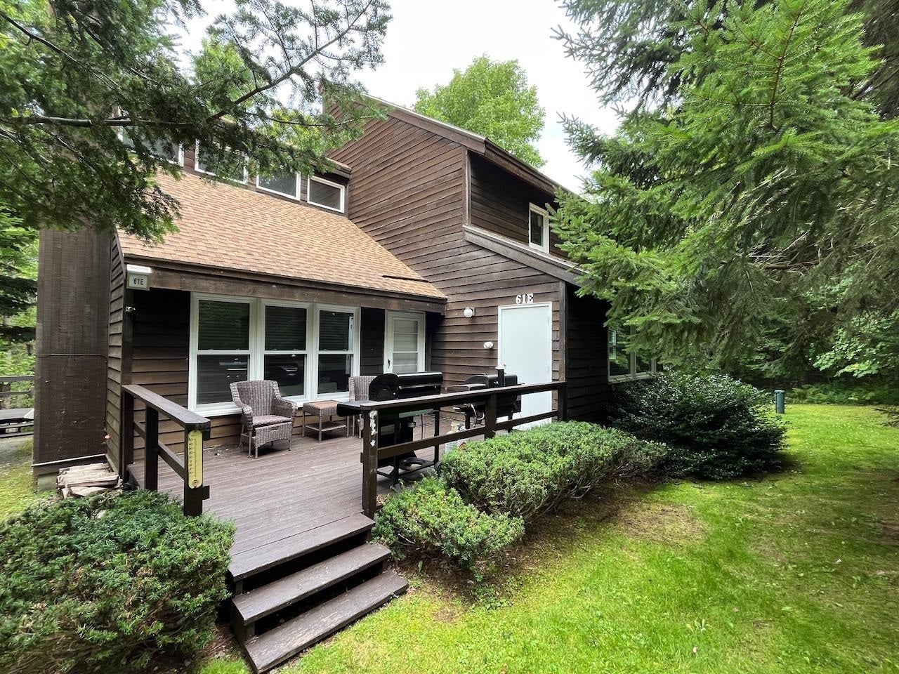 61 E Country Club Road — photo