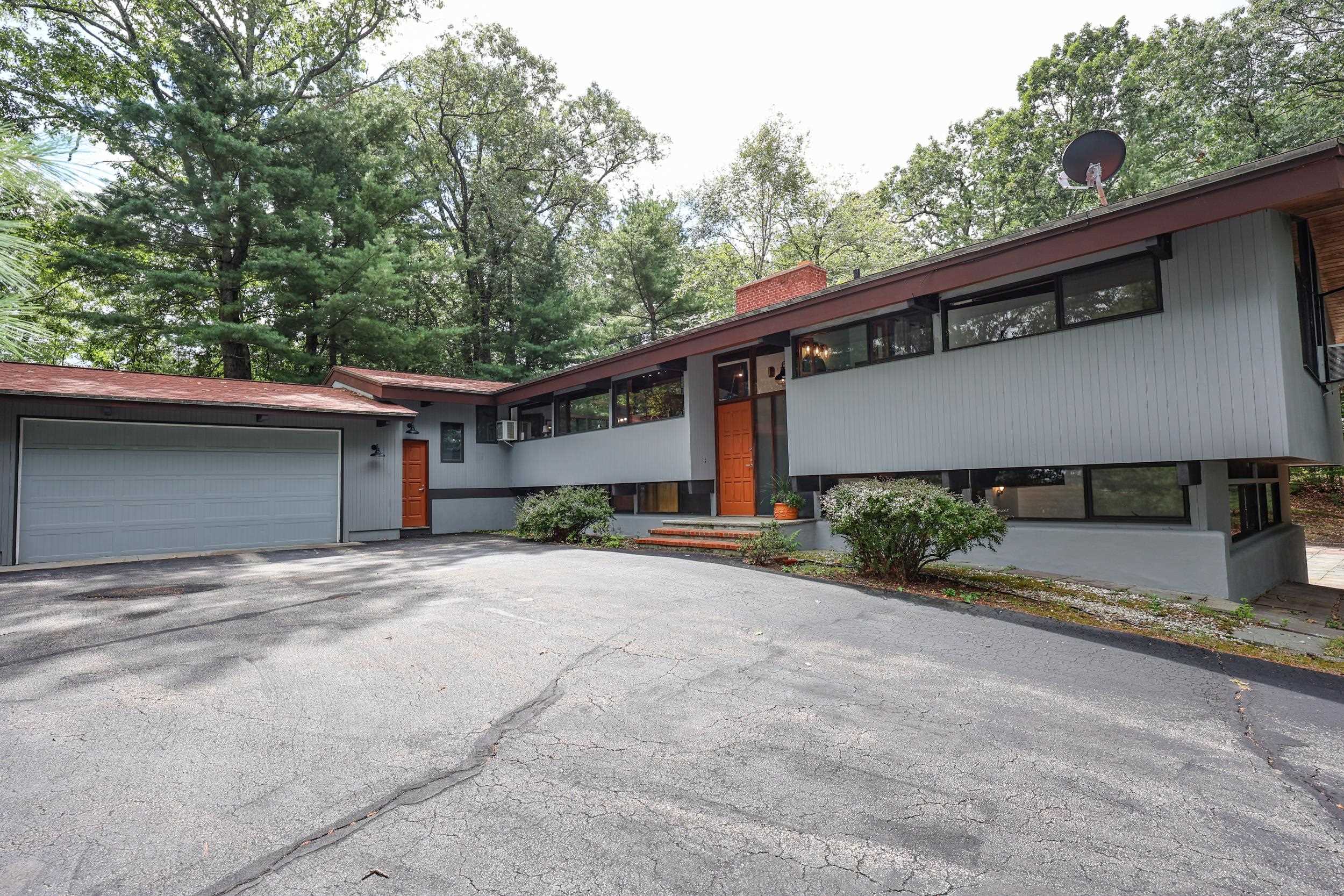 75 Taylor Street — photo