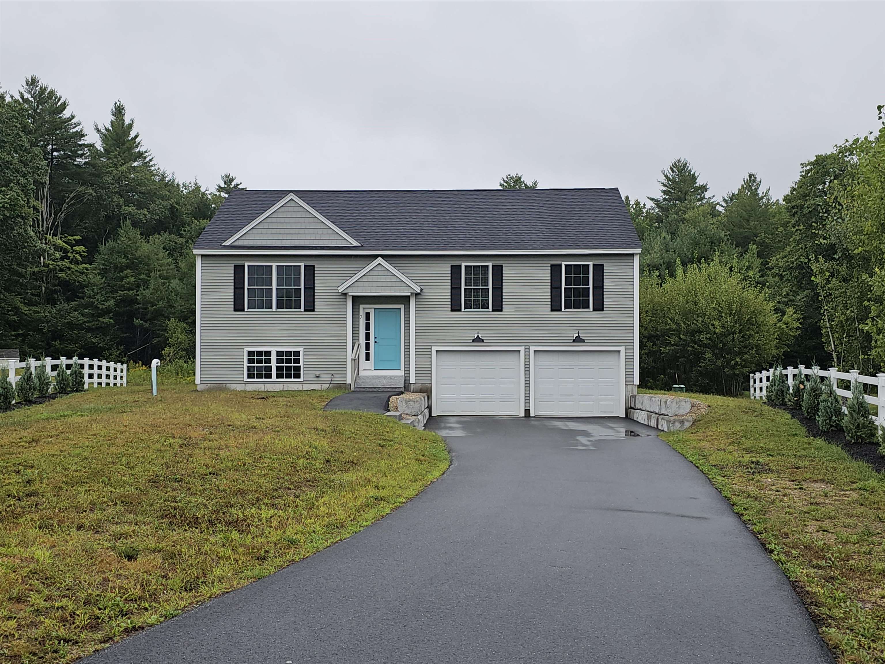7 Minot Road — photo