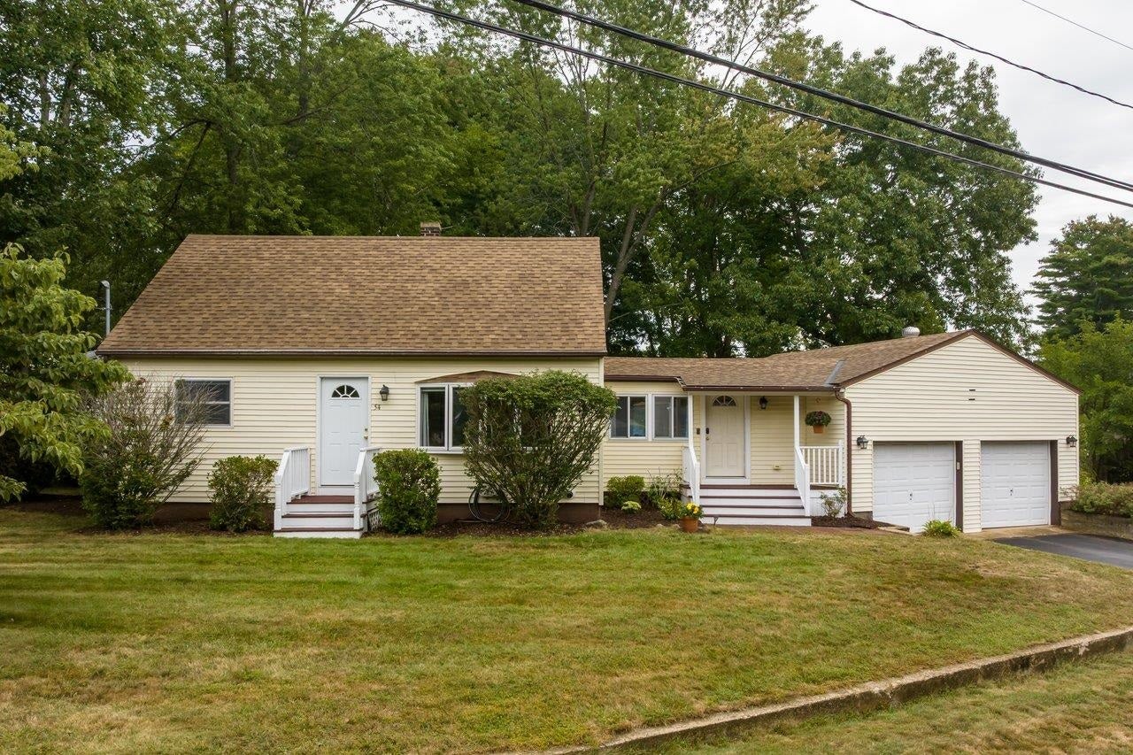 54 Spruce Lane — photo