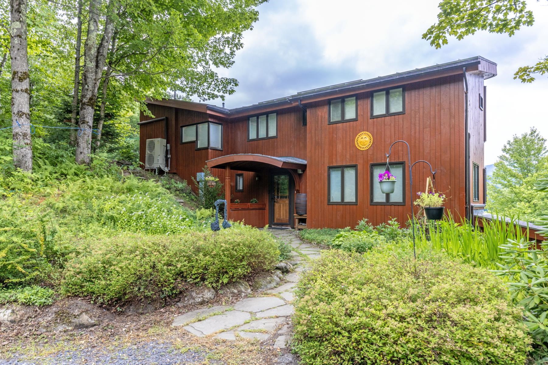 1425 Cobb Hill Road — photo