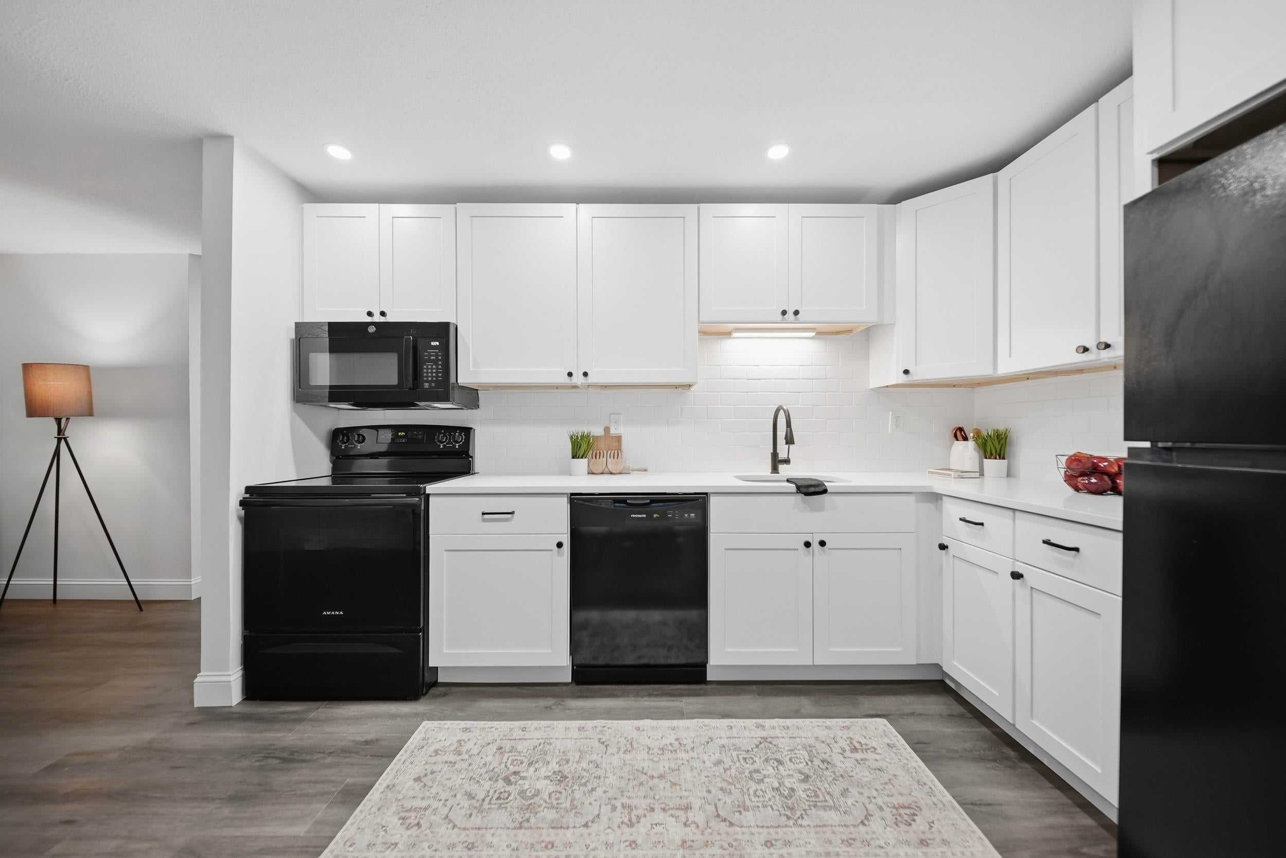 152 Capitol Hill Drive #L — photo