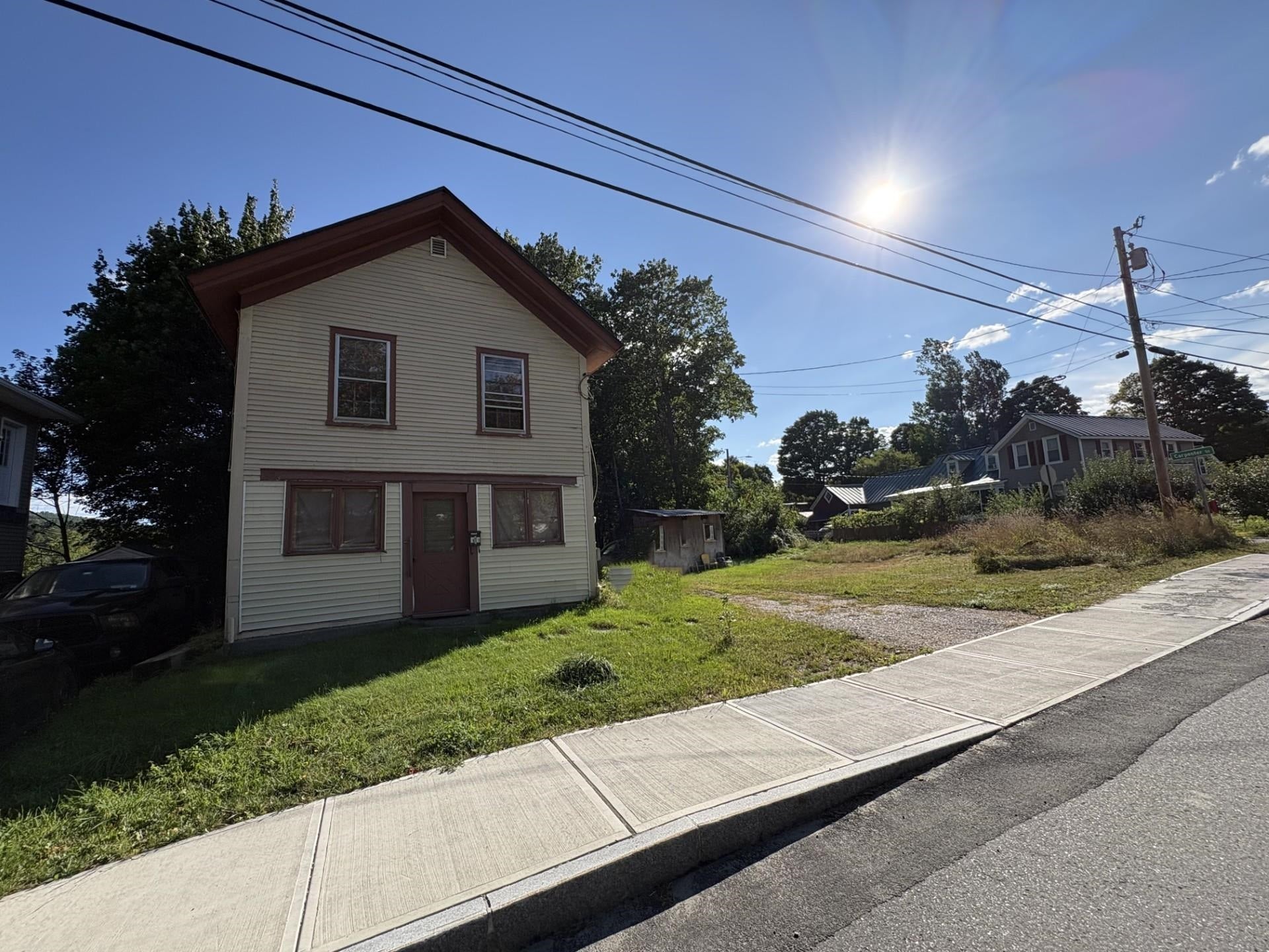 81 Vine Street — photo